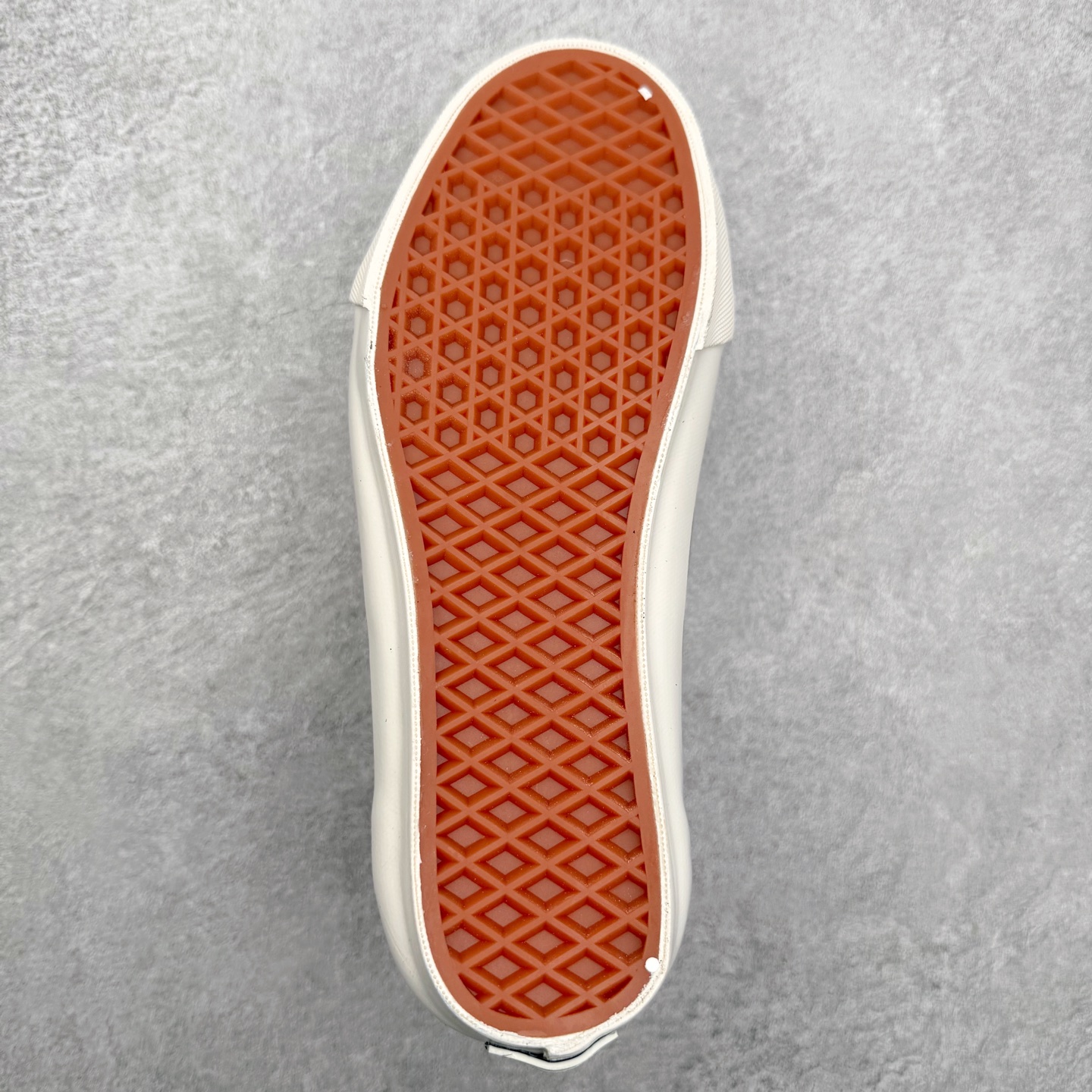 图片[9]-Vans Old Skool 36 DX 范斯官方 安纳海姆 黑白/棋盘格 全新VPS高阶支线 新款升级 可抽取鞋垫 完善鞋身结构并提升脚感 从鞋型和贴合度方面重塑鞋款 低帮休闲帆布滑板鞋 尺码：35 36 36.5 37 38 38.5 39 40 40.5 41 42 42.5 43 44-选品中心