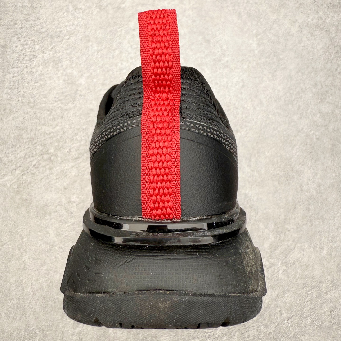 图片[8]-＃福利特价 DESCENTE SKI STYLE SNOW RIDE 迪桑特舒适防滑耐磨低帮生活休闲鞋 DESCENTE（迪桑特）创立于1935年，品牌名取自法语词汇，意为“滑降”。品牌箭头标识代表滑雪的三种技术“高速直线滑行”、“穿越”和“侧滑”，也寓意品牌在打造高端专业运动产品中不断追求完美的创新精神，致力于成为中国高端专业滑雪、综训、女子、铁人三项、高尔夫的第一品牌。尺码：36 36.5 37.5 38 38.5 39 40 40.5 41 42 42.5 43 44 44.5 45-选品中心