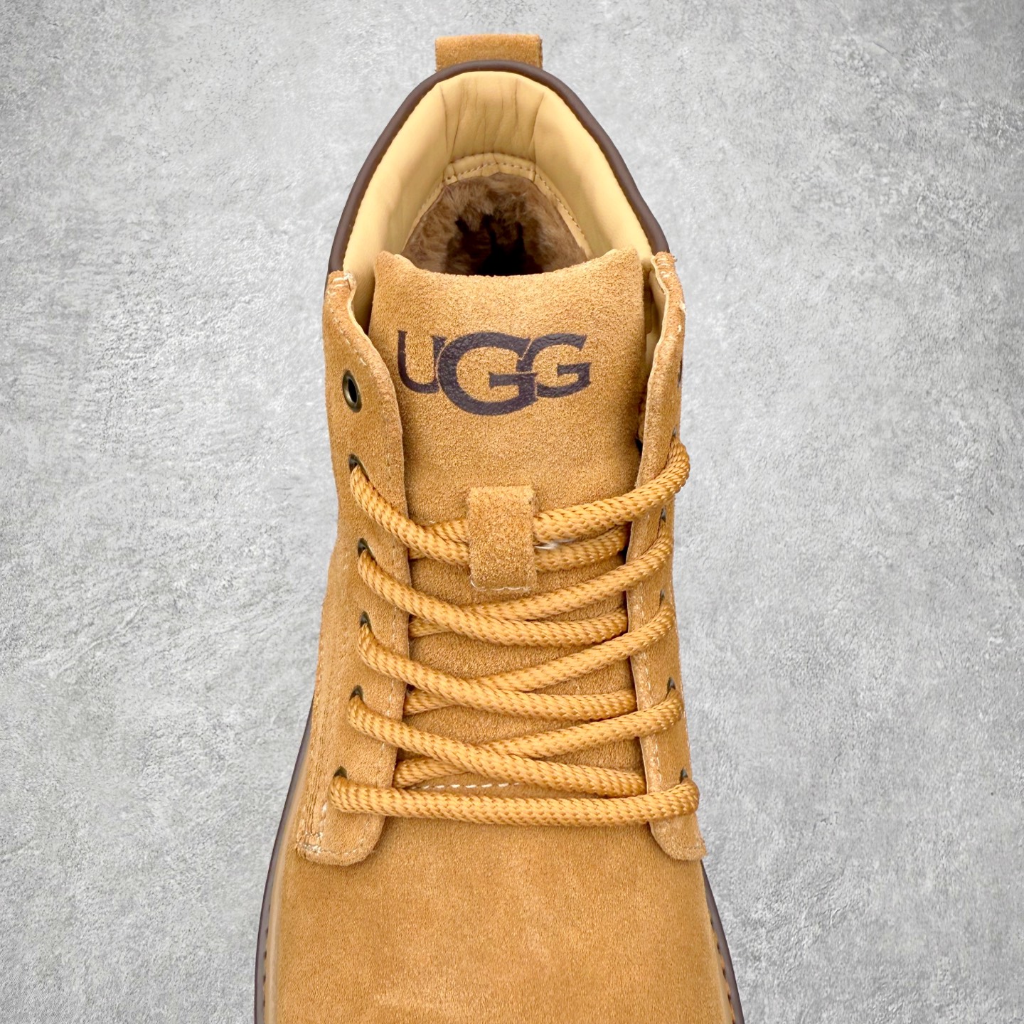 图片[5]-UGG Tasman Weather Hybrid 塔斯曼混合系列中帮轻量休闲马丁靴 UGG秋冬新品（羊羔毛一体内里🔥保暖锁热）秋冬必备 户外中帮休闲马丁靴雪地靴系列广东大厂品质 秋冬新款 时尚潮流搭配 面料釆用意大利进口磨砂牛皮 全鞋真牛皮材料 大底到五金都是代工厂原材料制作 好货不杀猪 首单质量严格把控 全套官网统一包装 今年冬季防寒户外专用产品 日常随意搭配 型男必备‼尺码：39-44（比运动鞋大一码）-选品中心