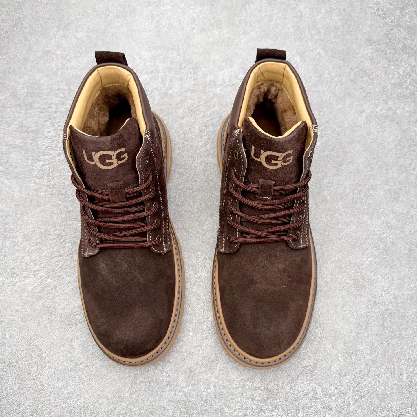 图片[2]-UGG Tasman Weather Hybrid 塔斯曼混合系列中帮轻量休闲马丁靴 UGG秋冬新品（羊羔毛一体内里🔥保暖锁热）秋冬必备 户外中帮休闲马丁靴雪地靴系列广东大厂品质 秋冬新款 时尚潮流搭配 面料釆用意大利进口磨砂牛皮 全鞋真牛皮材料 大底到五金都是代工厂原材料制作 好货不杀猪 首单质量严格把控 全套官网统一包装 今年冬季防寒户外专用产品 日常随意搭配 型男必备‼尺码：39-44（比运动鞋大一码）-选品中心