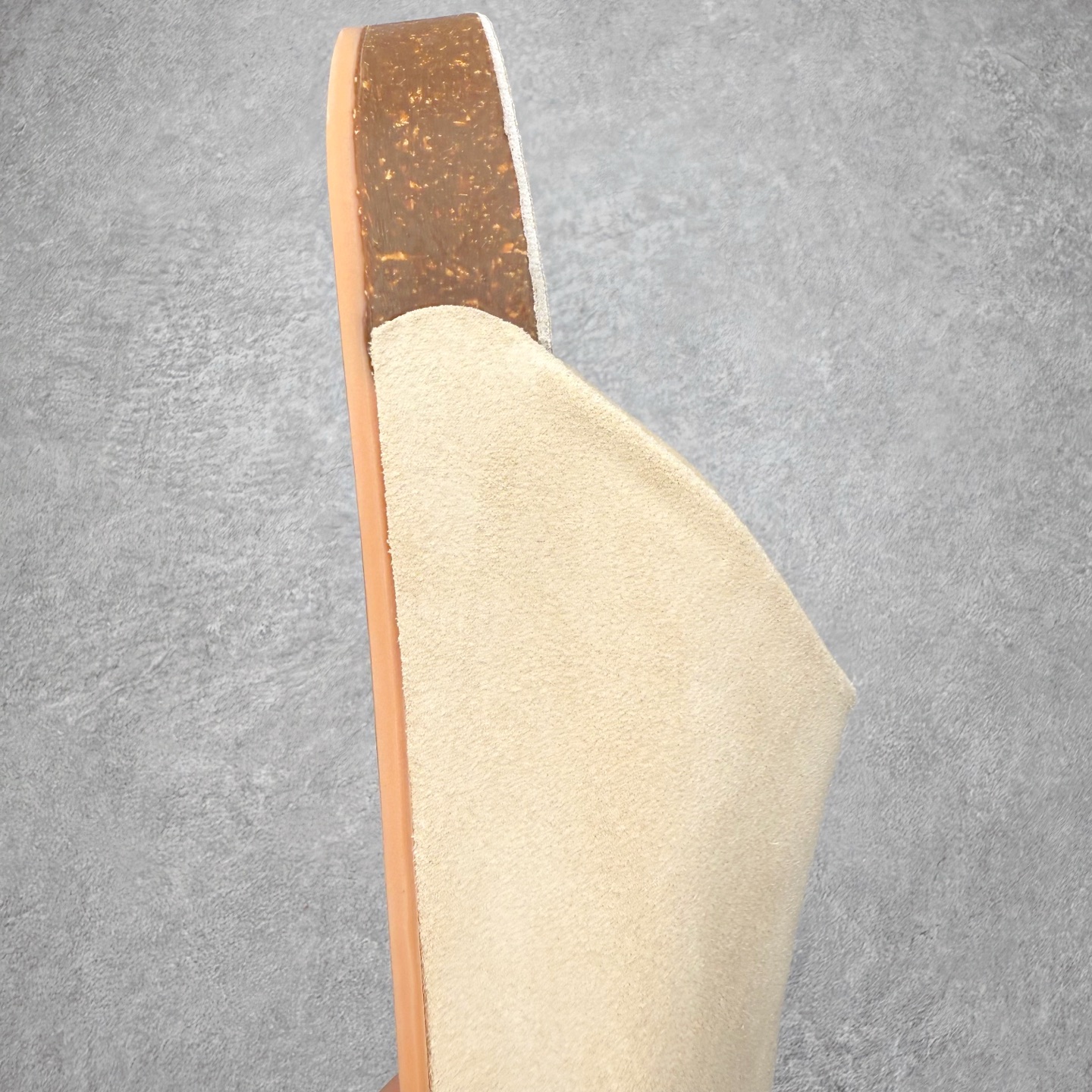 图片[6]-AD Originals Adimule 舒适百搭防磨包头拖鞋 男女同款 实拍调校N版已经零色差零失真 百分百还原实物色彩所见即所得 不存在货不对板色差等低级问题 选购参考实物拍摄 不混卖不参货 只用心做好货严格选品 承诺混一赔十 尺码：36 36.5 37.5 38 38.5 39 40 40.5 41 42 42.5 43 44 44.5 45-选品中心