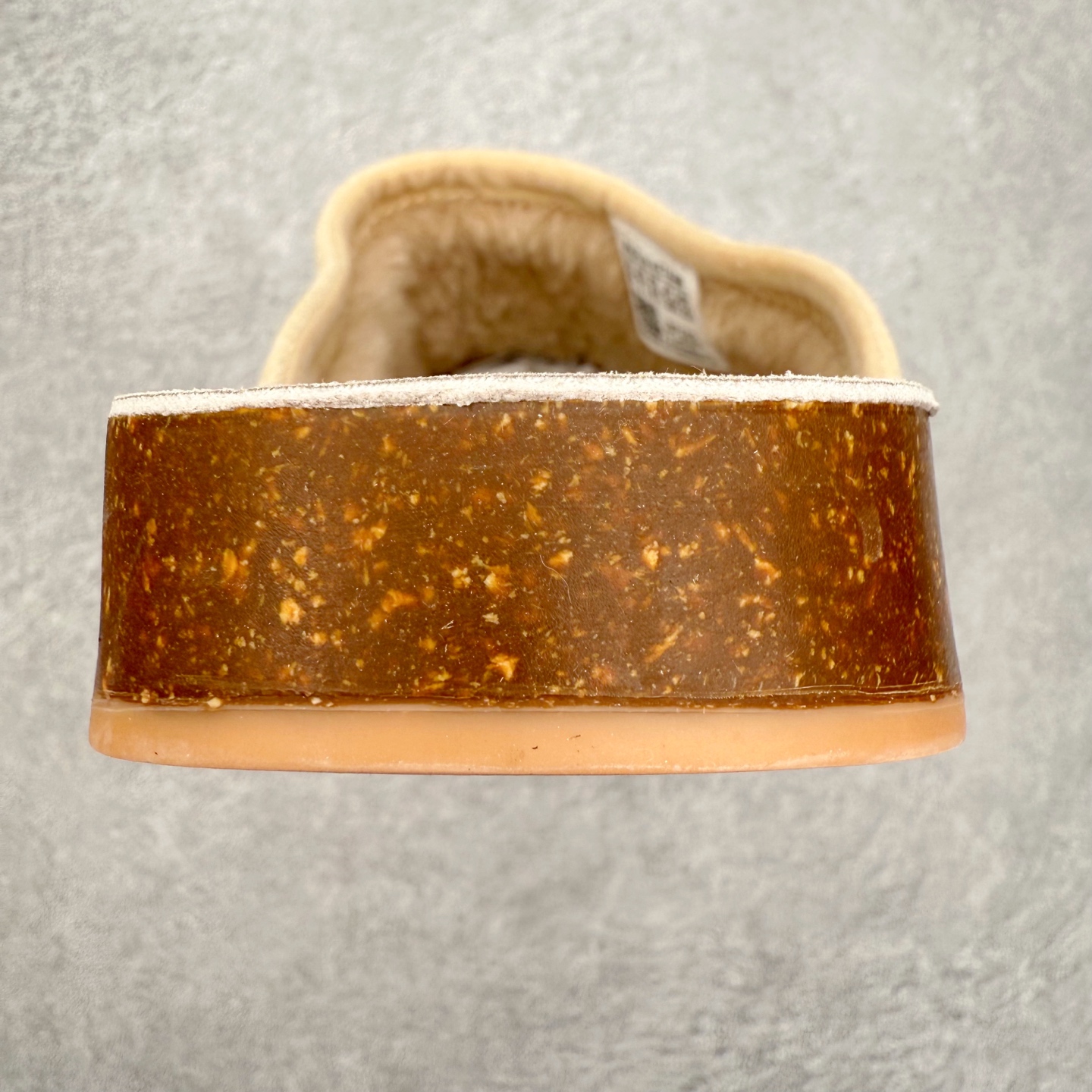 图片[8]-AD Originals Adimule 舒适百搭防磨包头拖鞋 男女同款 实拍调校N版已经零色差零失真 百分百还原实物色彩所见即所得 不存在货不对板色差等低级问题 选购参考实物拍摄 不混卖不参货 只用心做好货严格选品 承诺混一赔十 尺码：36 36.5 37.5 38 38.5 39 40 40.5 41 42 42.5 43 44 44.5 45-选品中心