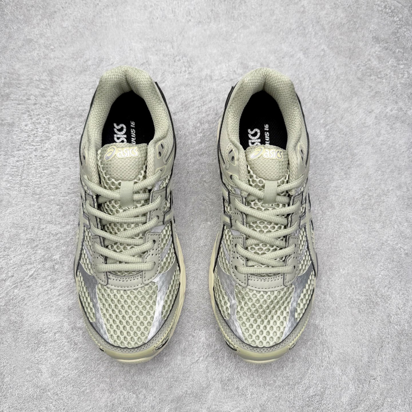 图片[2]-Asics Gel-Cumulus 16 亚瑟士防滑耐磨休闲运动鞋采用双层提花网面设计 提高包裹性和透气性 后跟搭载稳定系统科技T-GEL提升整体支撑力和结构感 减少对身体带来的冲击负荷 创新中底至轻回弹 尺码：36 37 37.5 38 39 39.5 40 40.5 41.5 42 42.5 43.5 44 44.5 45-选品中心
