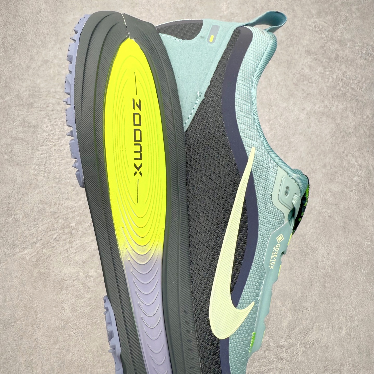 图片[6]-NK Vomero 18 GTX 时尚舒适 网布防滑耐磨 低帮跑步鞋 实拍调校N版已经零色差零失真 百分百还原实物色彩所见即所得 不存在货不对板色差等低级问题 选购参考实物拍摄 不混卖不参货 只用心做好货严格选品 承诺混一赔十 尺码：36 36.5 37.5 38 38.5 39 40 40.5 41 42 42.5 43 44 44.5 45-选品中心