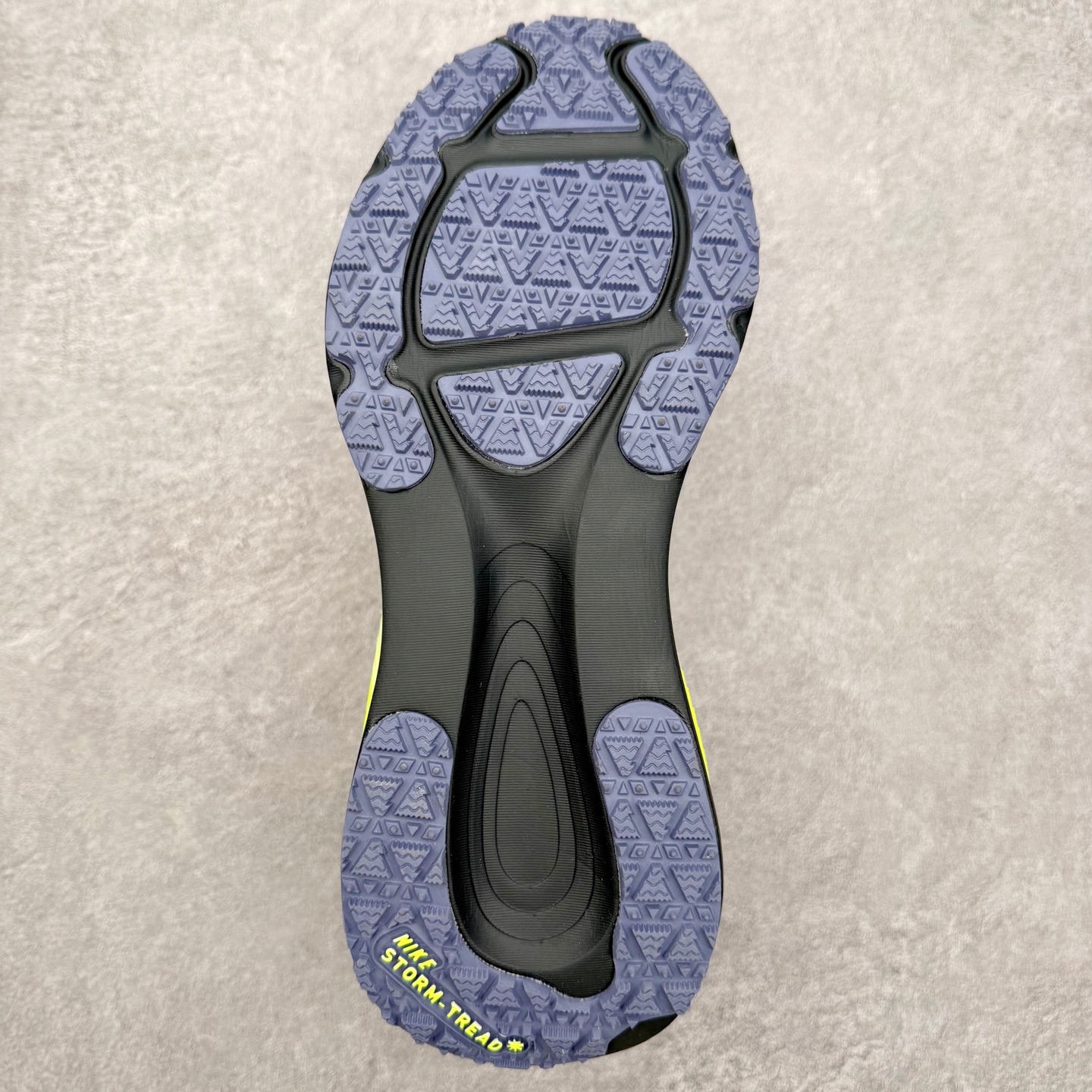 图片[9]-NK Vomero 18 GTX 时尚舒适 网布防滑耐磨 低帮跑步鞋 实拍调校N版已经零色差零失真 百分百还原实物色彩所见即所得 不存在货不对板色差等低级问题 选购参考实物拍摄 不混卖不参货 只用心做好货严格选品 承诺混一赔十 尺码：36 36.5 37.5 38 38.5 39 40 40.5 41 42 42.5 43 44 44.5 45-选品中心