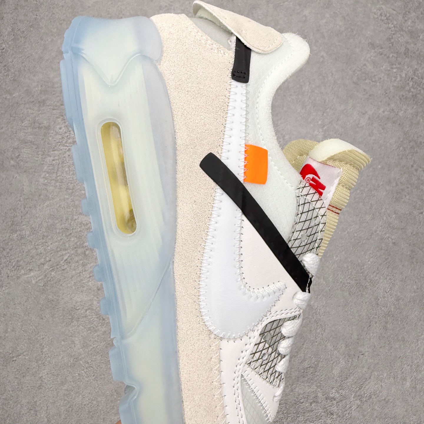 图片[6]-＃MX OFF-WHITE x NK Air MAX 90 The Ten OW 联名白色 AA7293-100 全套原纸板楦头开发 最原汁原味的灵魂版型 重金购入原鞋不断校对 采用公司原材料网纱以及原厂模具数据档案开发制造 100%纯正鞋型 公司正确鞋面纹路 使用原气垫底面组装 原厂鞋舌厚度海绵 多道万能车电脑针车工艺 锁边效果媲美原鞋 独立大底组合模具 由六个分离部分拼接 原厂高频侧边字体模油墨印刷 字体全部对应 原厂高弹材质鞋垫 回弹性跟公司一致 原中底布缝合走线以及注脚孔和钢印都是与公司同步一致 校准原鞋标 原厂指定鞋盒侧标油墨打印 配原三色鞋带以及原厂防掉包扣 各种纯原细节鉴定 区别市面任何版本 尺码：36 36.5 37 38 38.5 39 40 40.5 41 42 42.5 43 44 44.5 45 46-选品中心