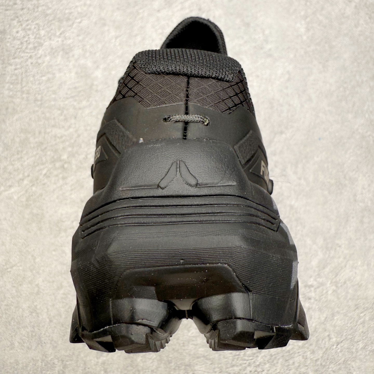 图片[8]-＃K版 KAILAS FUGA EX330 25款长距离跑山 时尚舒适跑步鞋 KAILAS凯乐石品牌是全球三大全系攀登品牌之一，于2003年创立于中国广州，致力于为有攀登梦想的户外运动员及爱好者，研发制造功能性专业装备，满足他们在极限环境下安全舒适的需求，凯乐石专注于科技面料的开发及专业功能设计，产品线覆盖登山、攀岩、徒步、越野跑山、露营、旅行等多项户外运动，通过运动员的测试反馈，不断进化迭代，产品荣获国内外大奖71座，发明专利21个，更突破性的自主研发攀登器械，打造出中国的攀登硬实力。实拍调校N版已经零色差零失真 百分百还原实物色彩所见即所得 不存在货不对板色差等低级问题 选购参考实物拍摄 不混卖不参货 只用心做好货严格选品 承诺混一赔十 尺码：36 36.5 37.5 38 38.5 39 40 40.5 41 42 42.5 43 44 44.5 45-选品中心