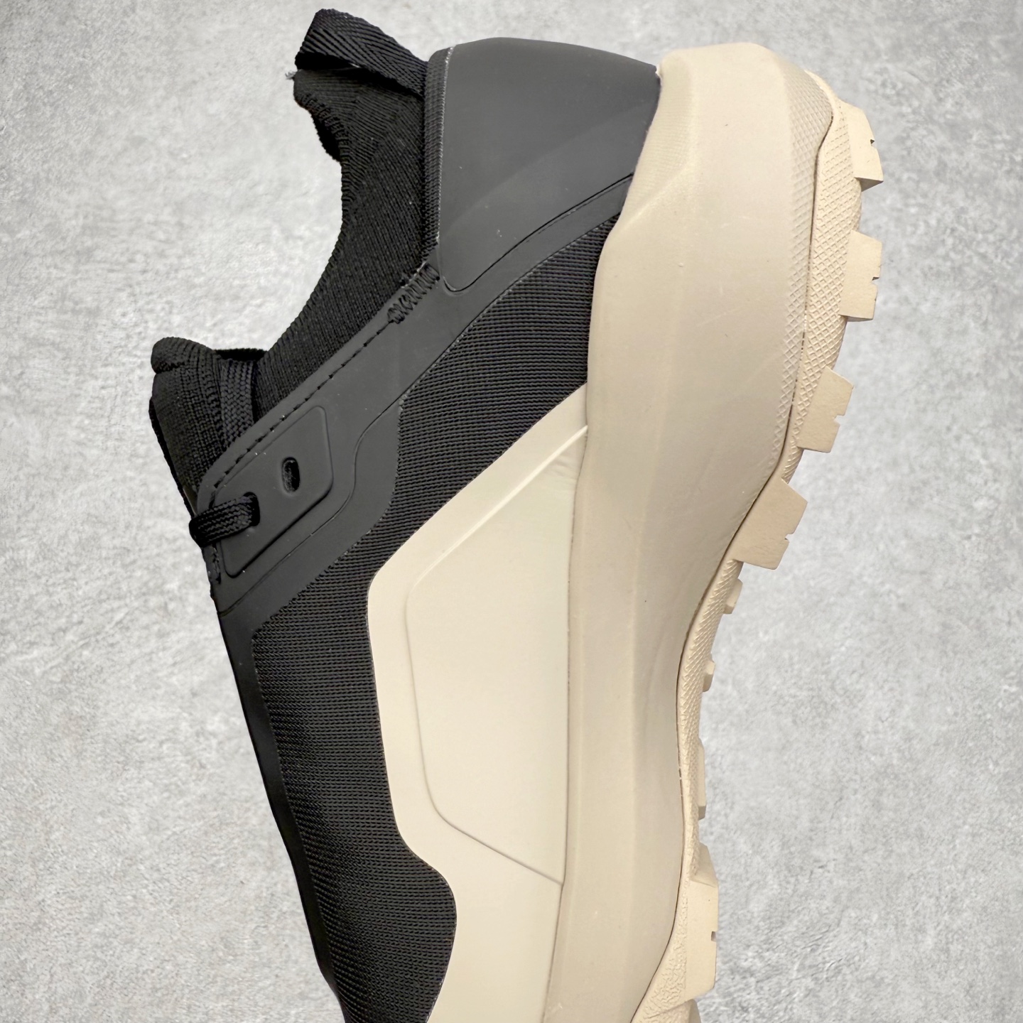 图片[6]-＃GD广顶 Arcteryx Vertex Alpine 始祖鸟系列长距离越野登山徒步户外防水多功能运动跑鞋 独家原底面配置 全套原厂生产指令 内外盒标包装纸鞋带配件均同步公司 公司一样的东西 放心开冲 外贸 零售 裸鞋 渠道货 随意操作 承诺半个月内开胶直接换新 尺码：39.5 40 40.5 41 42 42.5 43 44 44.5 45-选品中心