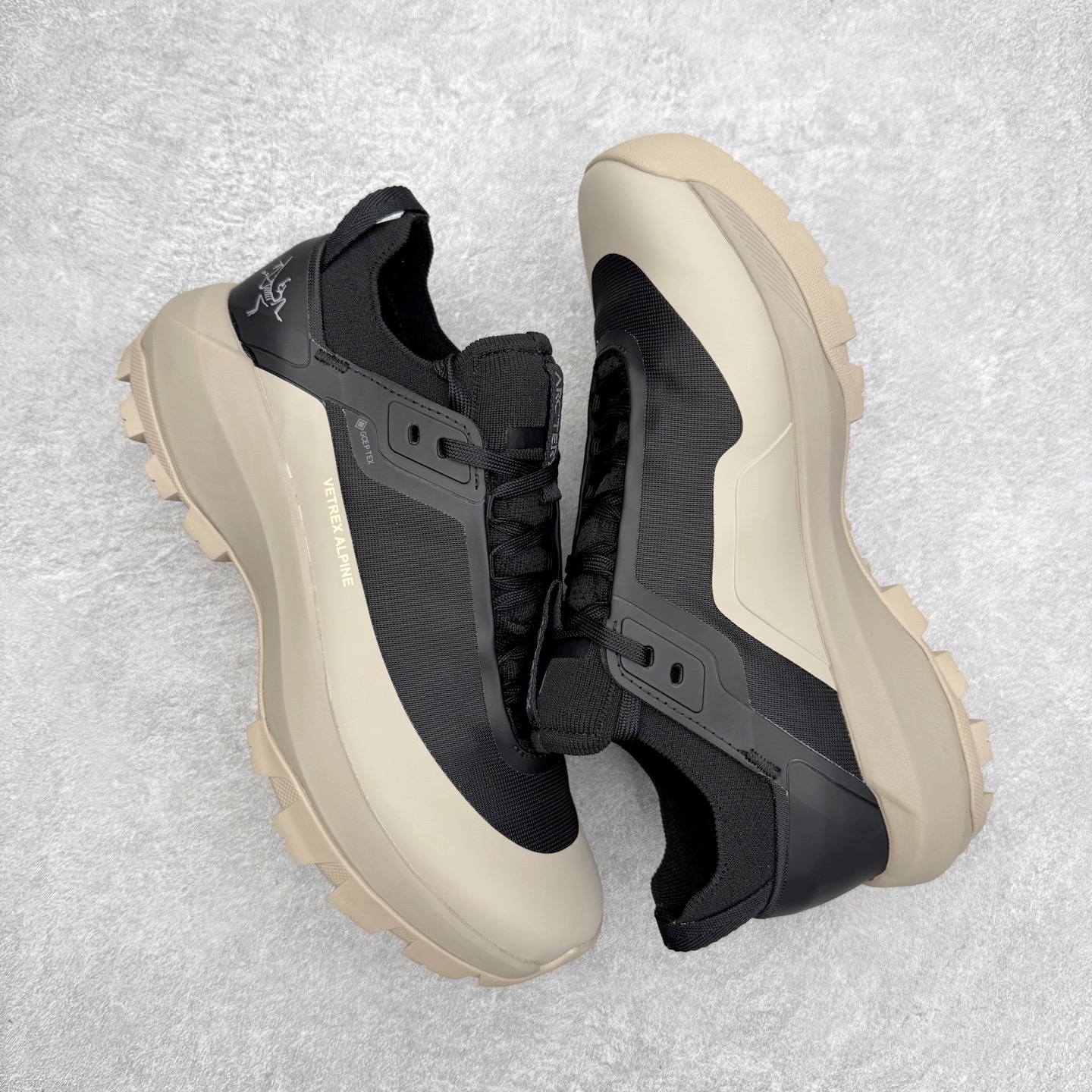 图片[3]-＃GD广顶 Arcteryx Vertex Alpine 始祖鸟系列长距离越野登山徒步户外防水多功能运动跑鞋 独家原底面配置 全套原厂生产指令 内外盒标包装纸鞋带配件均同步公司 公司一样的东西 放心开冲 外贸 零售 裸鞋 渠道货 随意操作 承诺半个月内开胶直接换新 尺码：39.5 40 40.5 41 42 42.5 43 44 44.5 45-选品中心