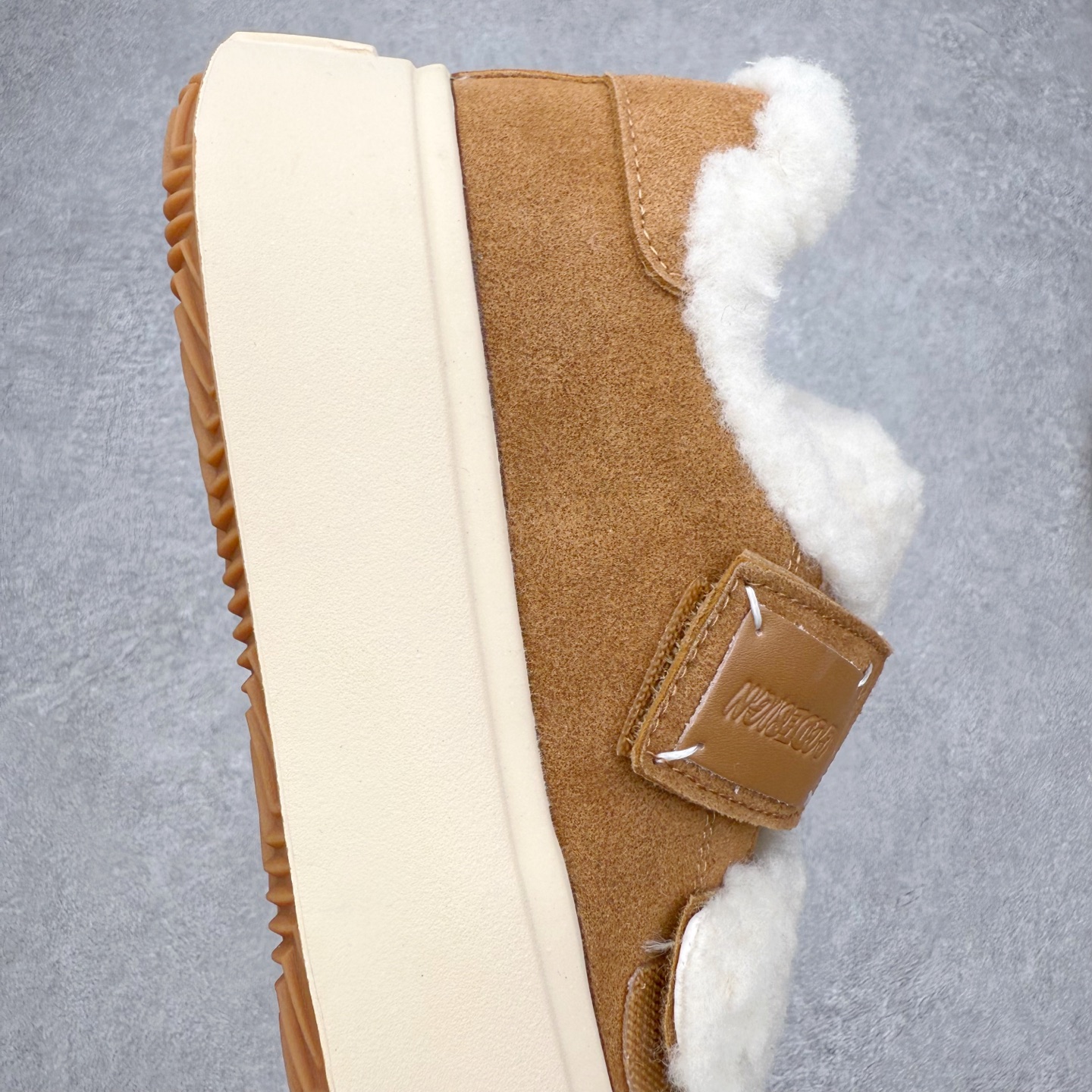 图片[6]-GG-CC 保暖休闲毛毛鞋 百搭通勤轻便舒适 包裹性增高防滑 低帮 加绒板鞋 女款 实拍调校N版已经零色差零失真 百分百还原实物色彩所见即所得 不存在货不对板色差等低级问题 选购参考实物拍摄 不混卖不参货 只用心做好货严格选品 承诺混一赔十 尺码：35 36 37 38 39 40-选品中心