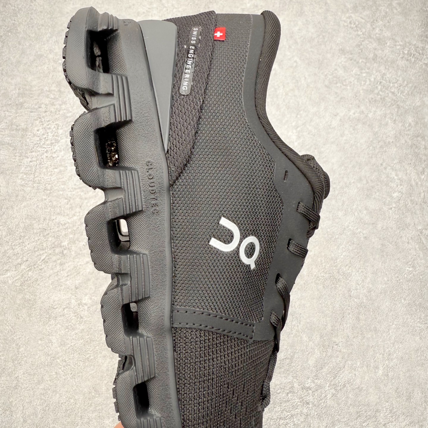 图片[6]-On昂跑 Cloudtilt X 4 系带减震耐磨低帮生活休闲鞋 此运动品牌 开创于2010年 缓震着陆、强效回弹、轻柔质感的设计构思始终是ON研制关键 与此同时基于“为全球提供革新性的跑步感受”信念 陆续推出了多款跑鞋及其以专业运动人体跑步工程学为设计关键的功能性跑步服饰设备 让跑者不费力气地畅快畅跑 尺码：36 36.5 37.5 38 38.5 39 40 40.5 41 42 42.5 43 44 44.5 45-选品中心