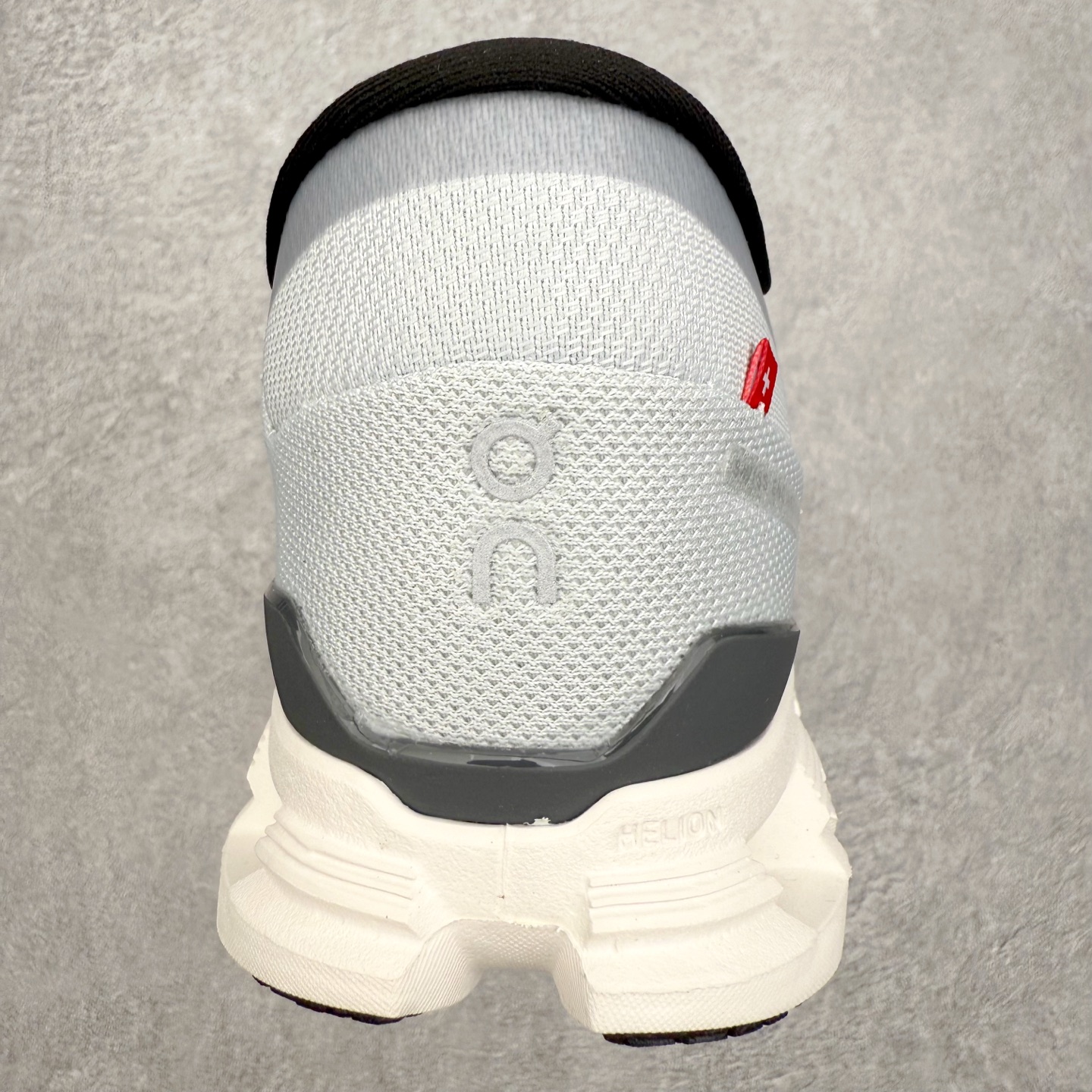 图片[8]-On昂跑 Cloudtilt X 4 系带减震耐磨低帮生活休闲鞋 此运动品牌 开创于2010年 缓震着陆、强效回弹、轻柔质感的设计构思始终是ON研制关键 与此同时基于“为全球提供革新性的跑步感受”信念 陆续推出了多款跑鞋及其以专业运动人体跑步工程学为设计关键的功能性跑步服饰设备 让跑者不费力气地畅快畅跑 尺码：36 36.5 37.5 38 38.5 39 40 40.5 41 42 42.5 43 44 44.5 45-选品中心