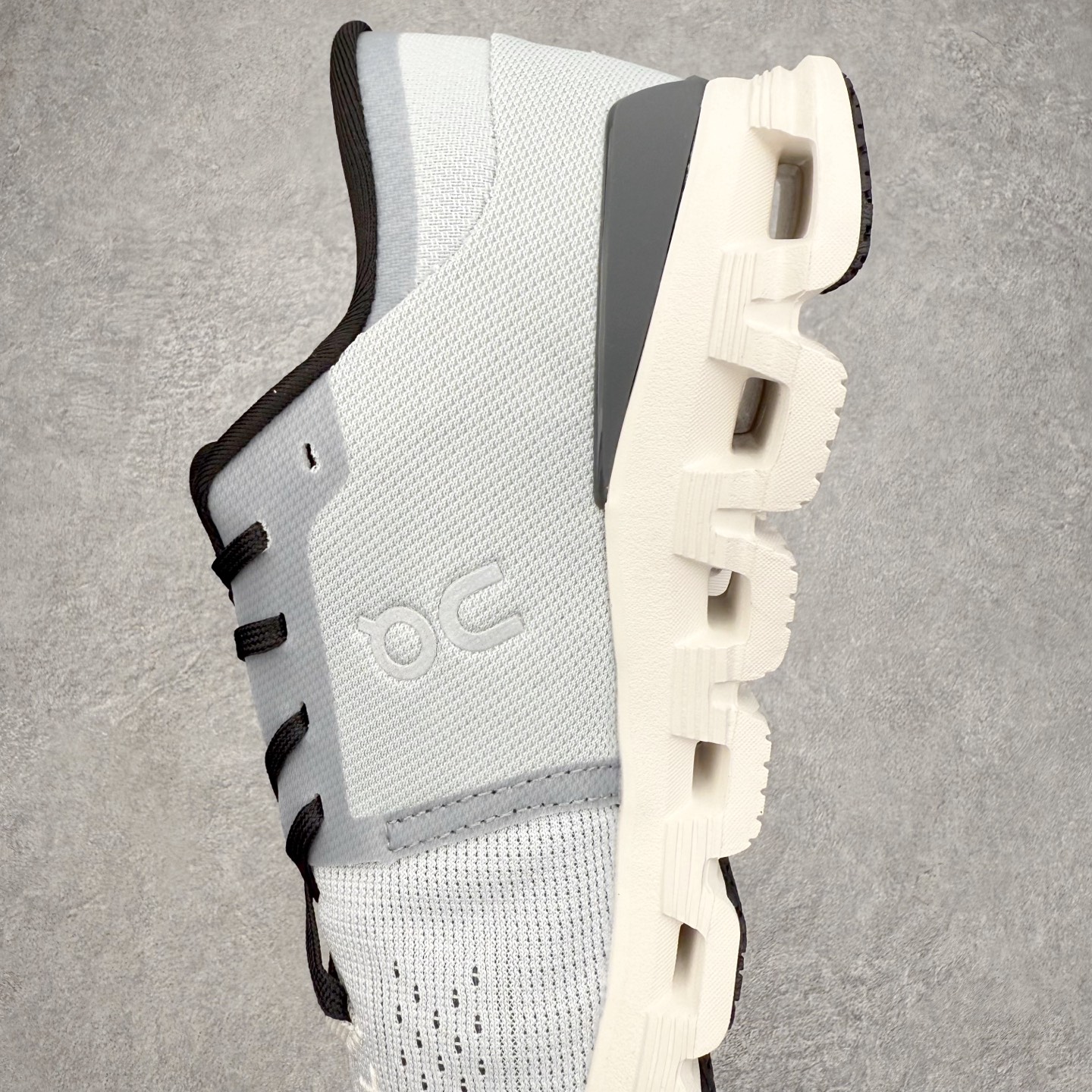 图片[7]-On昂跑 Cloudtilt X 4 系带减震耐磨低帮生活休闲鞋 此运动品牌 开创于2010年 缓震着陆、强效回弹、轻柔质感的设计构思始终是ON研制关键 与此同时基于“为全球提供革新性的跑步感受”信念 陆续推出了多款跑鞋及其以专业运动人体跑步工程学为设计关键的功能性跑步服饰设备 让跑者不费力气地畅快畅跑 尺码：36 36.5 37.5 38 38.5 39 40 40.5 41 42 42.5 43 44 44.5 45-选品中心