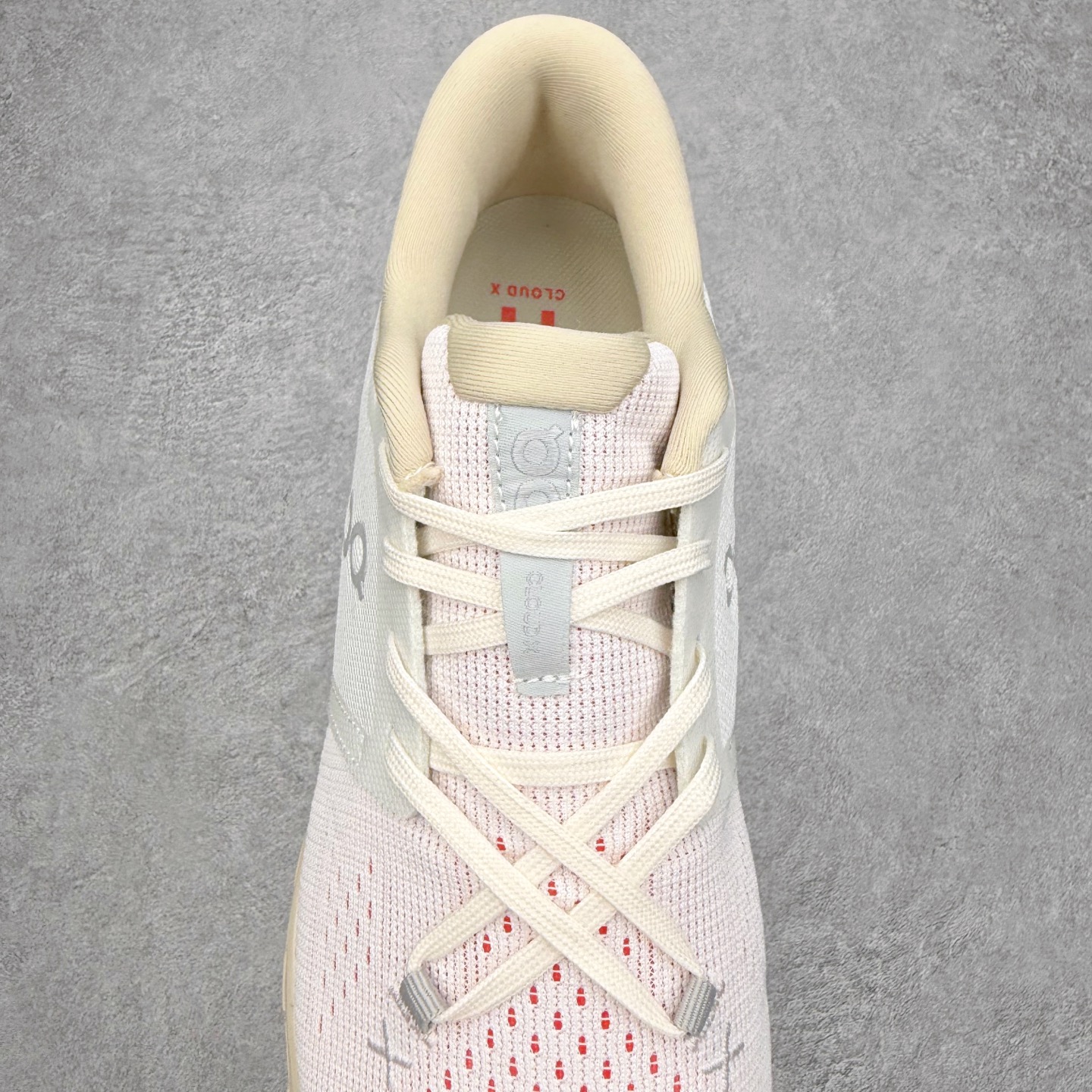 图片[5]-On昂跑 Cloudtilt X 4 系带减震耐磨低帮生活休闲鞋 此运动品牌 开创于2010年 缓震着陆、强效回弹、轻柔质感的设计构思始终是ON研制关键 与此同时基于“为全球提供革新性的跑步感受”信念 陆续推出了多款跑鞋及其以专业运动人体跑步工程学为设计关键的功能性跑步服饰设备 让跑者不费力气地畅快畅跑 尺码：36 36.5 37.5 38 38.5 39 40 40.5 41 42 42.5 43 44 44.5 45-选品中心