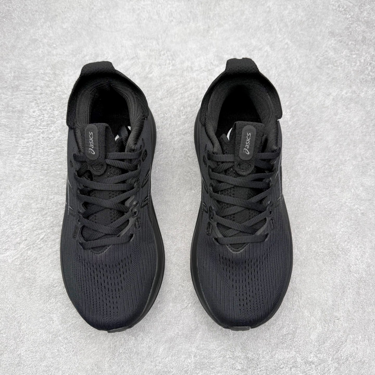 图片[2]-Asics GEL-Nimbus 28 亚瑟士缓震跑鞋 近年复古风潮的势头很旺 ASICS一直坚信保持身体的健康与活力是打造健康快乐的生活方式的最佳途径 ASICS为复古鞋型注入新设计 为玩家的街头穿搭提供了更多可能 GEL-NIMBUSTM9运动鞋最初是为中立和仰卧跑步者设计的长距离训练器 采用原始材料和关键细节重新设计 其Y2K时代的工业外观也被大胆的对比和色块所抵消 尺码：36 36.5 37.5 38 38.5 39 40 40.5 41.5 42 42.5 43.5 44 44.5 45-选品中心