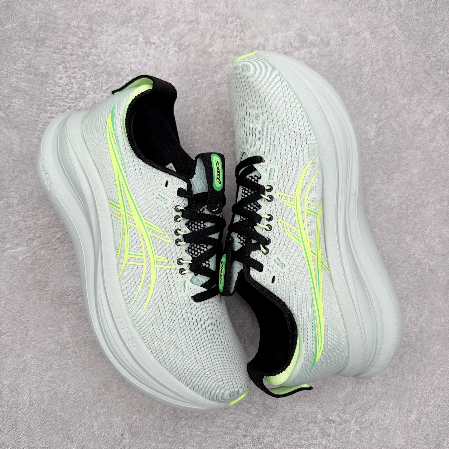 图片[3]-Asics GEL-Nimbus 28 亚瑟士缓震跑鞋 近年复古风潮的势头很旺 ASICS一直坚信保持身体的健康与活力是打造健康快乐的生活方式的最佳途径 ASICS为复古鞋型注入新设计 为玩家的街头穿搭提供了更多可能 GEL-NIMBUSTM9运动鞋最初是为中立和仰卧跑步者设计的长距离训练器 采用原始材料和关键细节重新设计 其Y2K时代的工业外观也被大胆的对比和色块所抵消 尺码：36 36.5 37.5 38 38.5 39 40 40.5 41.5 42 42.5 43.5 44 44.5 45-选品中心