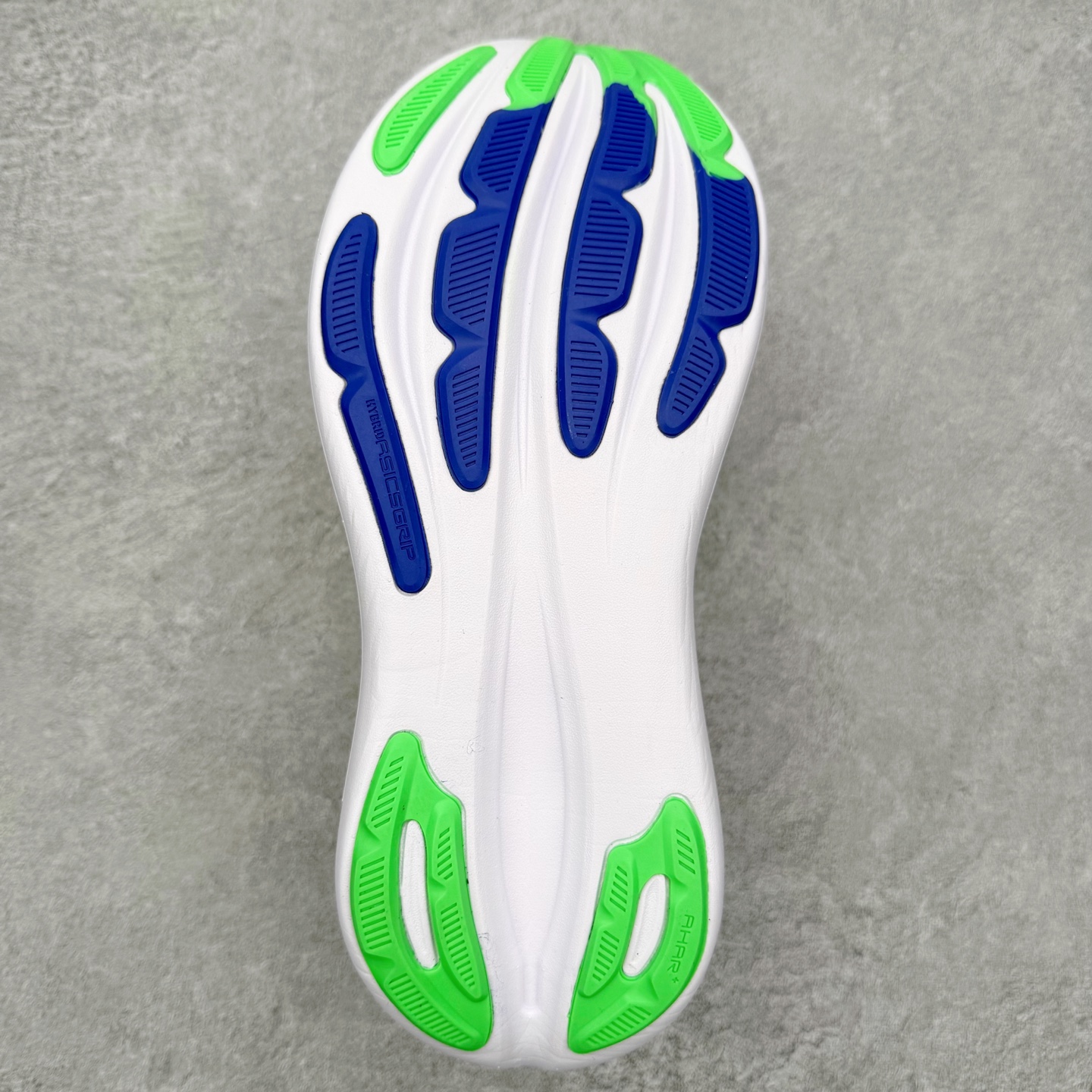 图片[9]-Asics GEL-Nimbus 28 亚瑟士缓震跑鞋 近年复古风潮的势头很旺 ASICS一直坚信保持身体的健康与活力是打造健康快乐的生活方式的最佳途径 ASICS为复古鞋型注入新设计 为玩家的街头穿搭提供了更多可能 GEL-NIMBUSTM9运动鞋最初是为中立和仰卧跑步者设计的长距离训练器 采用原始材料和关键细节重新设计 其Y2K时代的工业外观也被大胆的对比和色块所抵消 尺码：36 36.5 37.5 38 38.5 39 40 40.5 41.5 42 42.5 43.5 44 44.5 45-选品中心