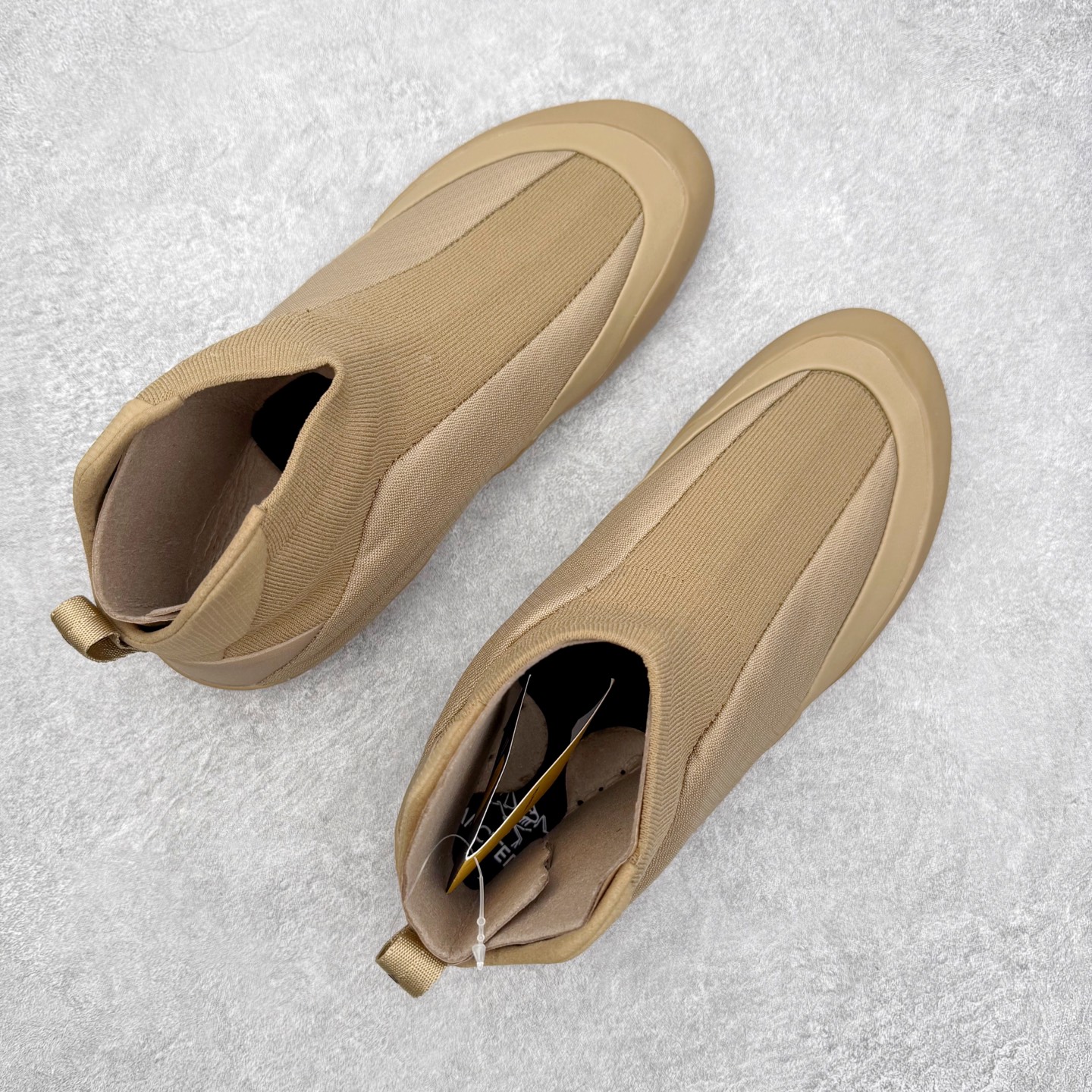 图片[3]-＃GD广顶 Arcteryx KRAGG 始祖鸟系列长距离越野登山徒步户外防水多功能运动跑鞋 独家原底面配置 全套原厂生产指令 内外盒标包装纸鞋带配件均同步公司 公司一样的东西 放心开冲 外贸 零售 裸鞋 渠道货 随意操作 承诺半个月内开胶直接换新 尺码：39.5 40 40.5 41 42 42.5 43 44 44.5 45-选品中心