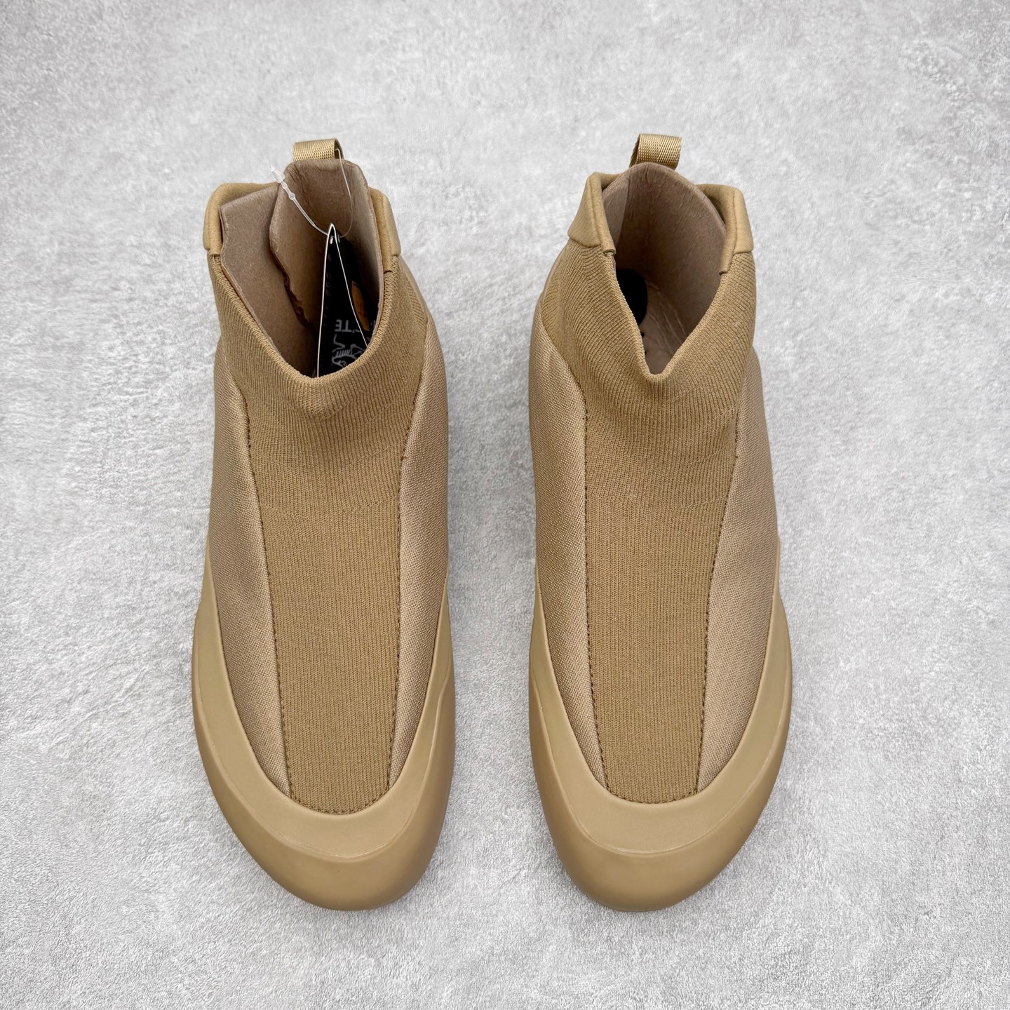 图片[2]-＃GD广顶 Arcteryx KRAGG 始祖鸟系列长距离越野登山徒步户外防水多功能运动跑鞋 独家原底面配置 全套原厂生产指令 内外盒标包装纸鞋带配件均同步公司 公司一样的东西 放心开冲 外贸 零售 裸鞋 渠道货 随意操作 承诺半个月内开胶直接换新 尺码：39.5 40 40.5 41 42 42.5 43 44 44.5 45-选品中心