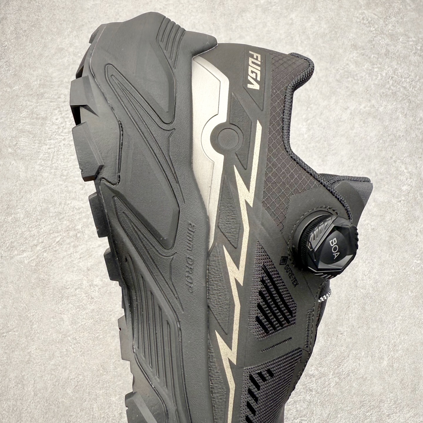 图片[6]-KAILAS FUGA EX3 GTX BOA 凯乐石25款舒适缓冲徒步织物TPU减震防滑透气包裹性轻便低帮超强抓地力越野跑步鞋 KAILAS凯乐石品牌是全球三大全系攀登品牌之一，于2003年创立于中国广州，致力于为有攀登梦想的户外运动员及爱好者，研发制造功能性专业装备，满足他们在极限环境下安全舒适的需求，凯乐石专注于科技面料的开发及专业功能设计，产品线覆盖登山、攀岩、徒步、越野跑山、露营、旅行等多项户外运动，通过运动员的测试反馈，不断进化迭代，产品荣获国内外大奖71座，发明专利21个，更突破性的自主研发攀登器械，打造出中国的攀登硬实力。实拍调校N版已经零色差零失真 百分百还原实物色彩所见即所得 不存在货不对板色差等低级问题 选购参考实物拍摄 不混卖不参货 只用心做好货严格选品 承诺混一赔十 尺码：36 36.5 37.5 38 38.5 39 39.5 40 40.5 41 41.5 42 42.5 43 44 44.5 45-选品中心