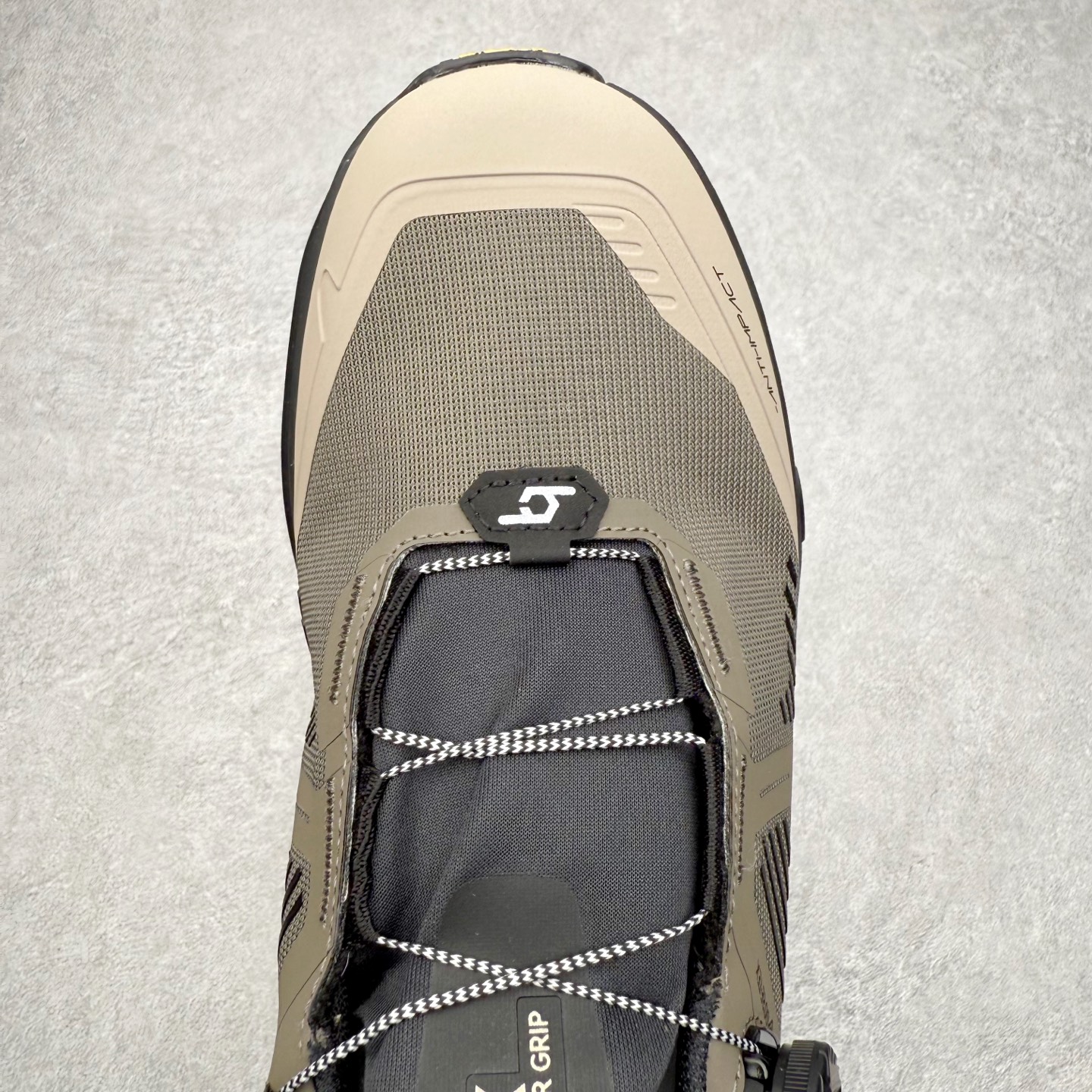 图片[4]-KAILAS FUGA EX3 GTX BOA 凯乐石25款舒适缓冲徒步织物TPU减震防滑透气包裹性轻便低帮超强抓地力越野跑步鞋 KAILAS凯乐石品牌是全球三大全系攀登品牌之一，于2003年创立于中国广州，致力于为有攀登梦想的户外运动员及爱好者，研发制造功能性专业装备，满足他们在极限环境下安全舒适的需求，凯乐石专注于科技面料的开发及专业功能设计，产品线覆盖登山、攀岩、徒步、越野跑山、露营、旅行等多项户外运动，通过运动员的测试反馈，不断进化迭代，产品荣获国内外大奖71座，发明专利21个，更突破性的自主研发攀登器械，打造出中国的攀登硬实力。实拍调校N版已经零色差零失真 百分百还原实物色彩所见即所得 不存在货不对板色差等低级问题 选购参考实物拍摄 不混卖不参货 只用心做好货严格选品 承诺混一赔十 尺码：36 36.5 37.5 38 38.5 39 39.5 40 40.5 41 41.5 42 42.5 43 44 44.5 45-选品中心