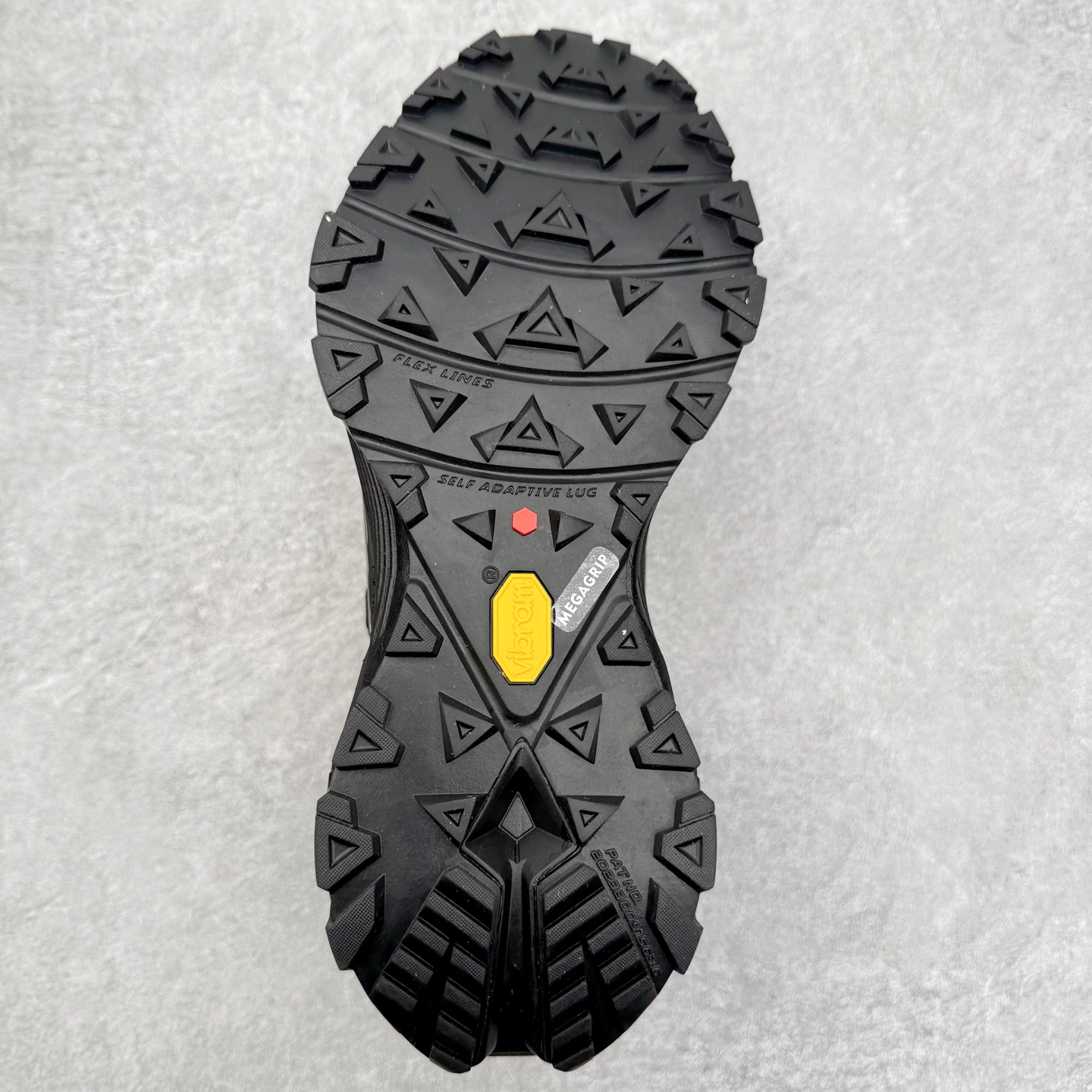 图片[9]-KAILAS FUGA EX3 GTX BOA 凯乐石25款舒适缓冲徒步织物TPU减震防滑透气包裹性轻便低帮超强抓地力越野跑步鞋 KAILAS凯乐石品牌是全球三大全系攀登品牌之一，于2003年创立于中国广州，致力于为有攀登梦想的户外运动员及爱好者，研发制造功能性专业装备，满足他们在极限环境下安全舒适的需求，凯乐石专注于科技面料的开发及专业功能设计，产品线覆盖登山、攀岩、徒步、越野跑山、露营、旅行等多项户外运动，通过运动员的测试反馈，不断进化迭代，产品荣获国内外大奖71座，发明专利21个，更突破性的自主研发攀登器械，打造出中国的攀登硬实力。实拍调校N版已经零色差零失真 百分百还原实物色彩所见即所得 不存在货不对板色差等低级问题 选购参考实物拍摄 不混卖不参货 只用心做好货严格选品 承诺混一赔十 尺码：36 36.5 37.5 38 38.5 39 39.5 40 40.5 41 41.5 42 42.5 43 44 44.5 45-选品中心