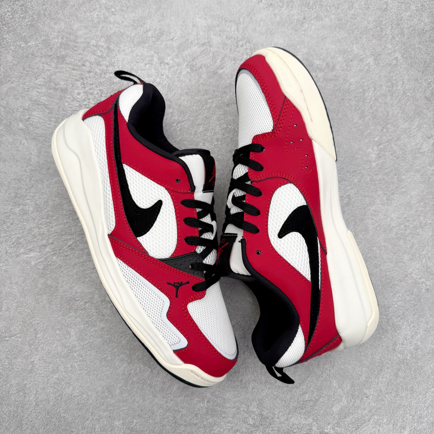 图片[3]-Jordan CMFT Era 时尚舒适 耐磨 低帮 复古篮球鞋 实拍调校N版已经零色差零失真 百分百还原实物色彩所见即所得 不存在货不对板色差等低级问题 选购参考实物拍摄 不混卖不参货 只用心做好货严格选品 承诺混一赔十 尺码：36 36.5 37.5 38 38.5 39 40 40.5 41 42 42.5 43 44 44.5 45 46-选品中心