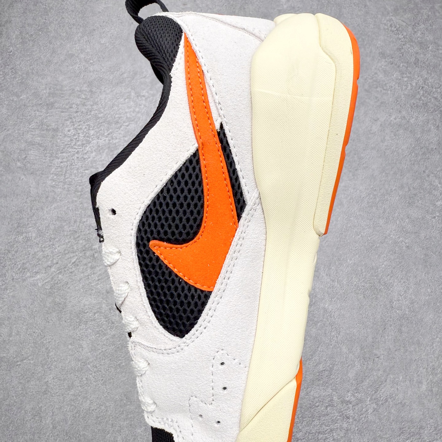 图片[7]-Jordan CMFT Era 时尚舒适 耐磨 低帮 复古篮球鞋 实拍调校N版已经零色差零失真 百分百还原实物色彩所见即所得 不存在货不对板色差等低级问题 选购参考实物拍摄 不混卖不参货 只用心做好货严格选品 承诺混一赔十 尺码：36 36.5 37.5 38 38.5 39 40 40.5 41 42 42.5 43 44 44.5 45 46-选品中心