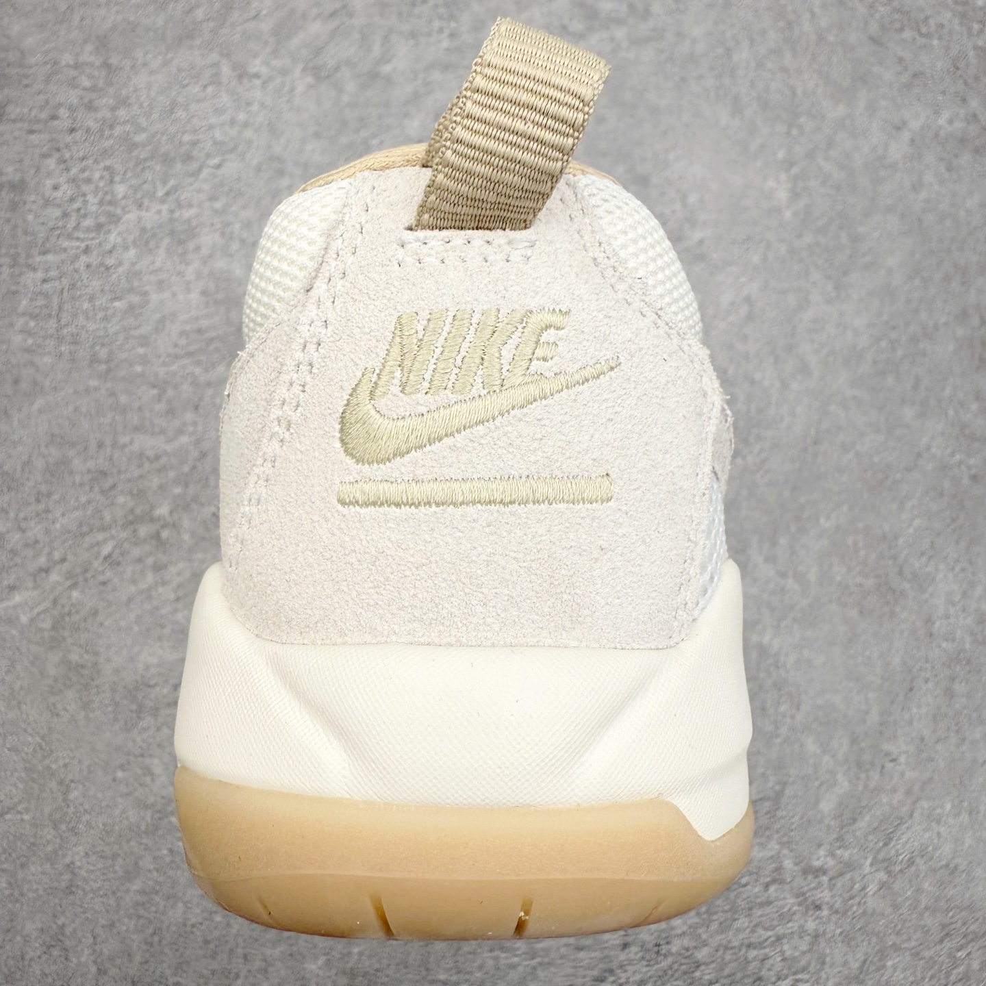 图片[8]-Jordan CMFT Era 时尚舒适 耐磨 低帮 复古篮球鞋 实拍调校N版已经零色差零失真 百分百还原实物色彩所见即所得 不存在货不对板色差等低级问题 选购参考实物拍摄 不混卖不参货 只用心做好货严格选品 承诺混一赔十 尺码：36 36.5 37.5 38 38.5 39 40 40.5 41 42 42.5 43 44 44.5 45 46-选品中心