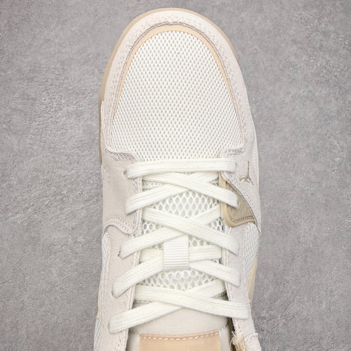 图片[4]-Jordan CMFT Era 时尚舒适 耐磨 低帮 复古篮球鞋 实拍调校N版已经零色差零失真 百分百还原实物色彩所见即所得 不存在货不对板色差等低级问题 选购参考实物拍摄 不混卖不参货 只用心做好货严格选品 承诺混一赔十 尺码：36 36.5 37.5 38 38.5 39 40 40.5 41 42 42.5 43 44 44.5 45 46-选品中心