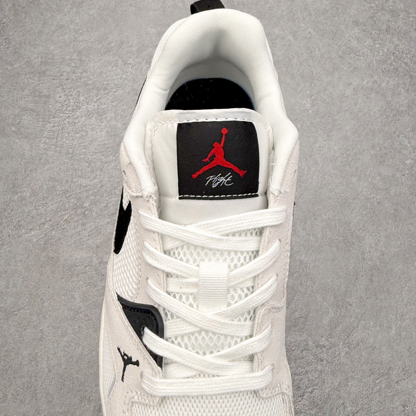 图片[5]-Jordan CMFT Era 时尚舒适 耐磨 低帮 复古篮球鞋 实拍调校N版已经零色差零失真 百分百还原实物色彩所见即所得 不存在货不对板色差等低级问题 选购参考实物拍摄 不混卖不参货 只用心做好货严格选品 承诺混一赔十 尺码：36 36.5 37.5 38 38.5 39 40 40.5 41 42 42.5 43 44 44.5 45 46-选品中心