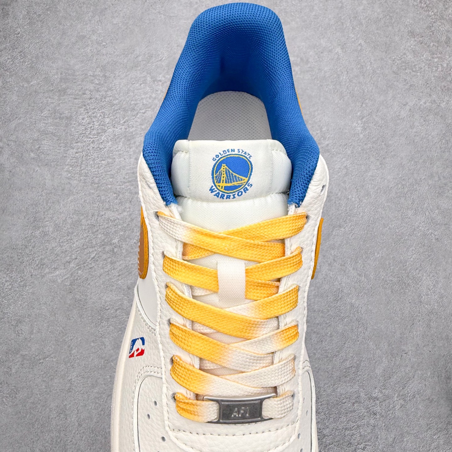 图片[5]-NK Air Force 1´07 Low 空军一号低帮百搭休闲运动板鞋 QW5606-270 柔软、弹性十足的缓震性能和出色的中底设计 横跨复古与现代的外型结合 造就出风靡全球 三十多年的Force 1 直到今天还深受青睐 实拍调校N版已经零色差零失真 百分百还原实物色彩所见即所得 不存在货不对板色差等低级问题 选购参考实物拍摄 不混卖不参货 只用心做好货严格选品 承诺混一赔十 尺码：36 36.5 37.5 38 38.5 39 40 40.5 41 42 42.5 43 44 44.5 45-选品中心