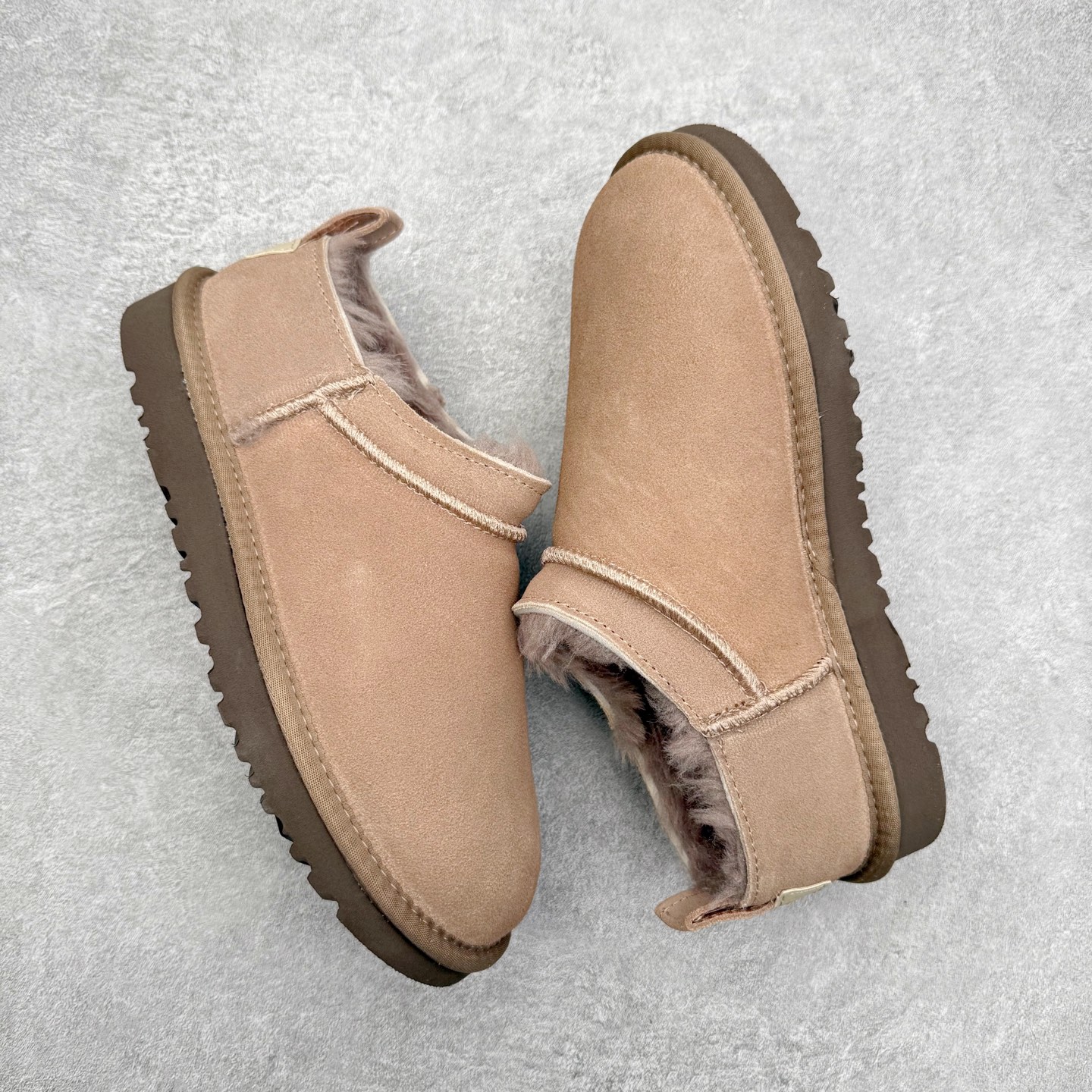 图片[3]-＃福利特价 UGG Kallen Lace 新款低帮雪地靴 冬季保暖外出 家居都是很适合的选择 近年uug推出款式系列 局部偏向年轻消费者喜好 也走到时尚潮流穿搭的前沿 鞋身材质 翻毛皮鞋面 轻便全套包装 尺码：35-40-选品中心