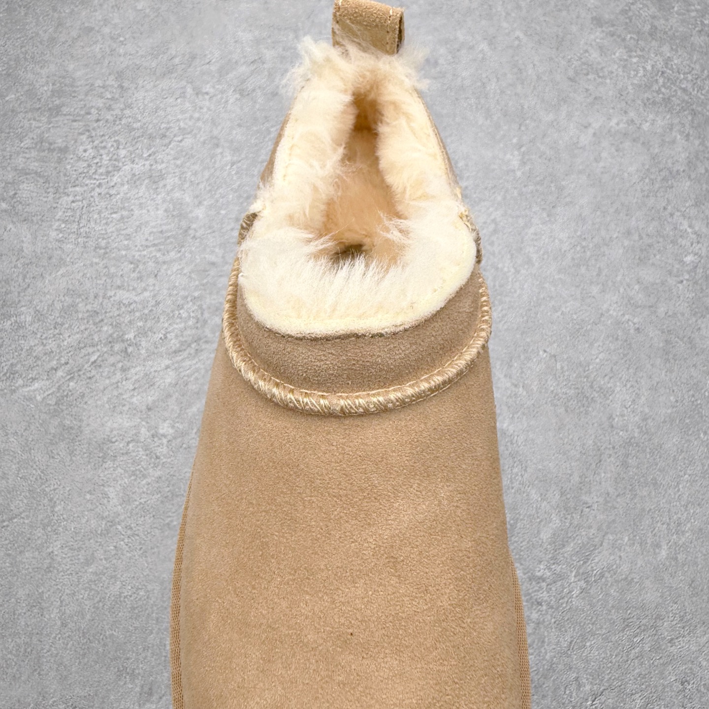 图片[5]-＃福利特价 UGG Kallen Lace 新款低帮雪地靴 冬季保暖外出 家居都是很适合的选择 近年uug推出款式系列 局部偏向年轻消费者喜好 也走到时尚潮流穿搭的前沿 鞋身材质 翻毛皮鞋面 轻便全套包装 尺码：35-40-选品中心