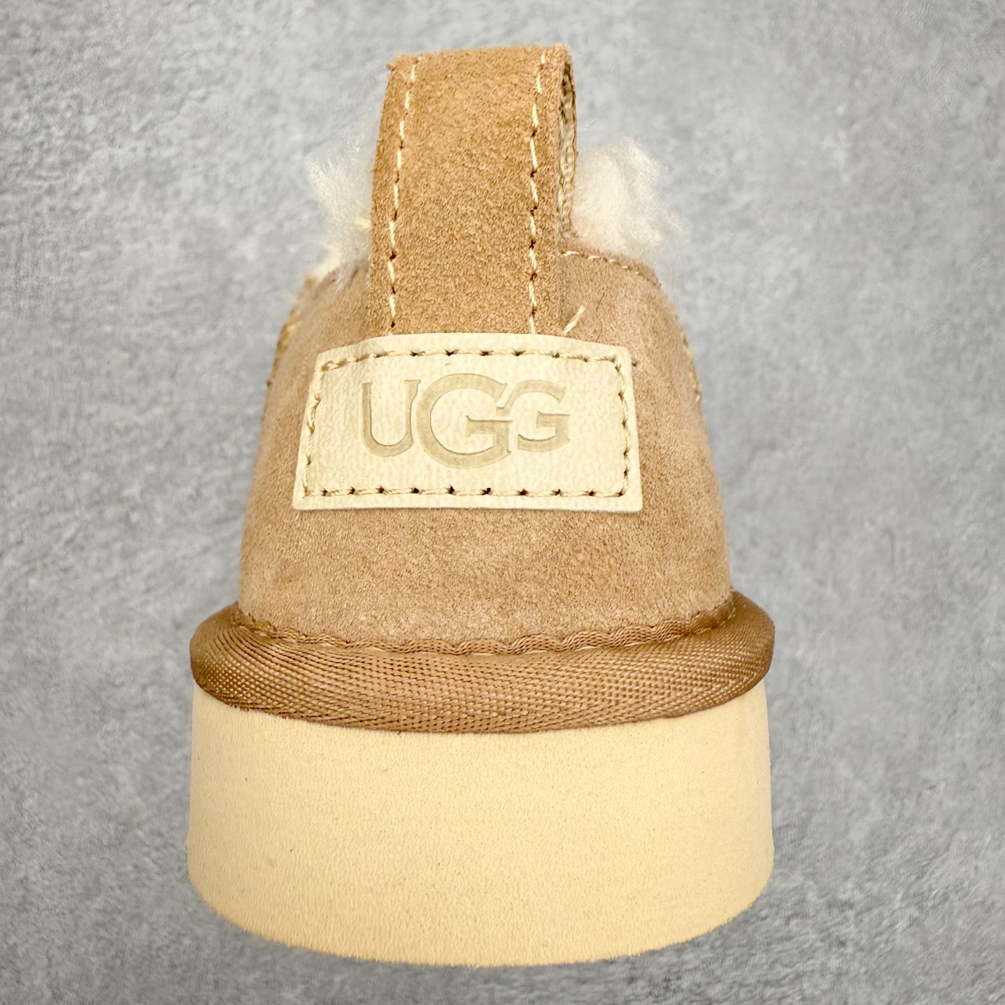 图片[8]-＃福利特价 UGG Kallen Lace 新款低帮雪地靴 冬季保暖外出 家居都是很适合的选择 近年uug推出款式系列 局部偏向年轻消费者喜好 也走到时尚潮流穿搭的前沿 鞋身材质 翻毛皮鞋面 轻便全套包装 尺码：35-40-选品中心