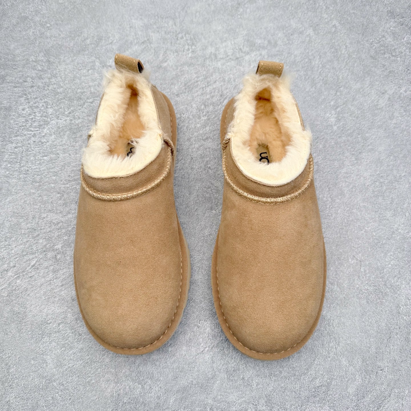 图片[2]-＃福利特价 UGG Kallen Lace 新款低帮雪地靴 冬季保暖外出 家居都是很适合的选择 近年uug推出款式系列 局部偏向年轻消费者喜好 也走到时尚潮流穿搭的前沿 鞋身材质 翻毛皮鞋面 轻便全套包装 尺码：35-40-选品中心