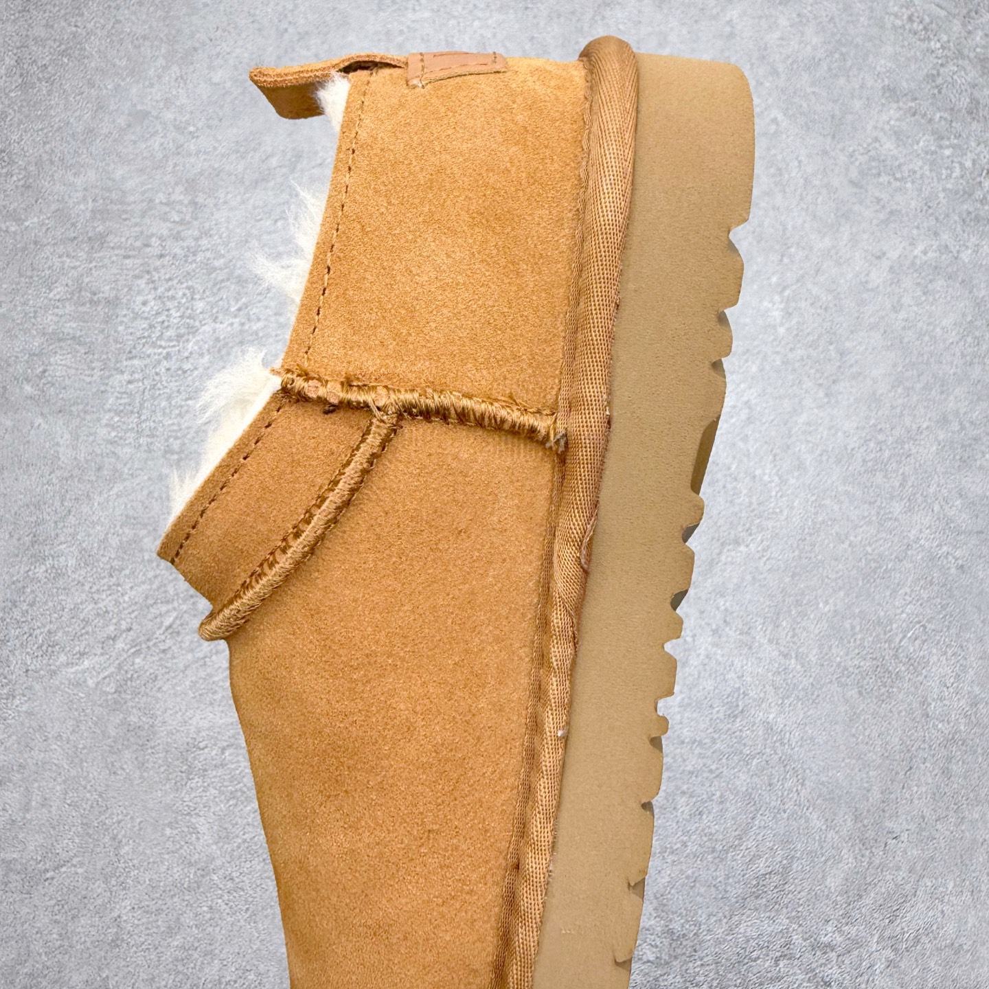 图片[7]-＃福利特价 UGG Kallen Lace 新款低帮雪地靴 冬季保暖外出 家居都是很适合的选择 近年uug推出款式系列 局部偏向年轻消费者喜好 也走到时尚潮流穿搭的前沿 鞋身材质 翻毛皮鞋面 轻便全套包装 尺码：35-40-选品中心