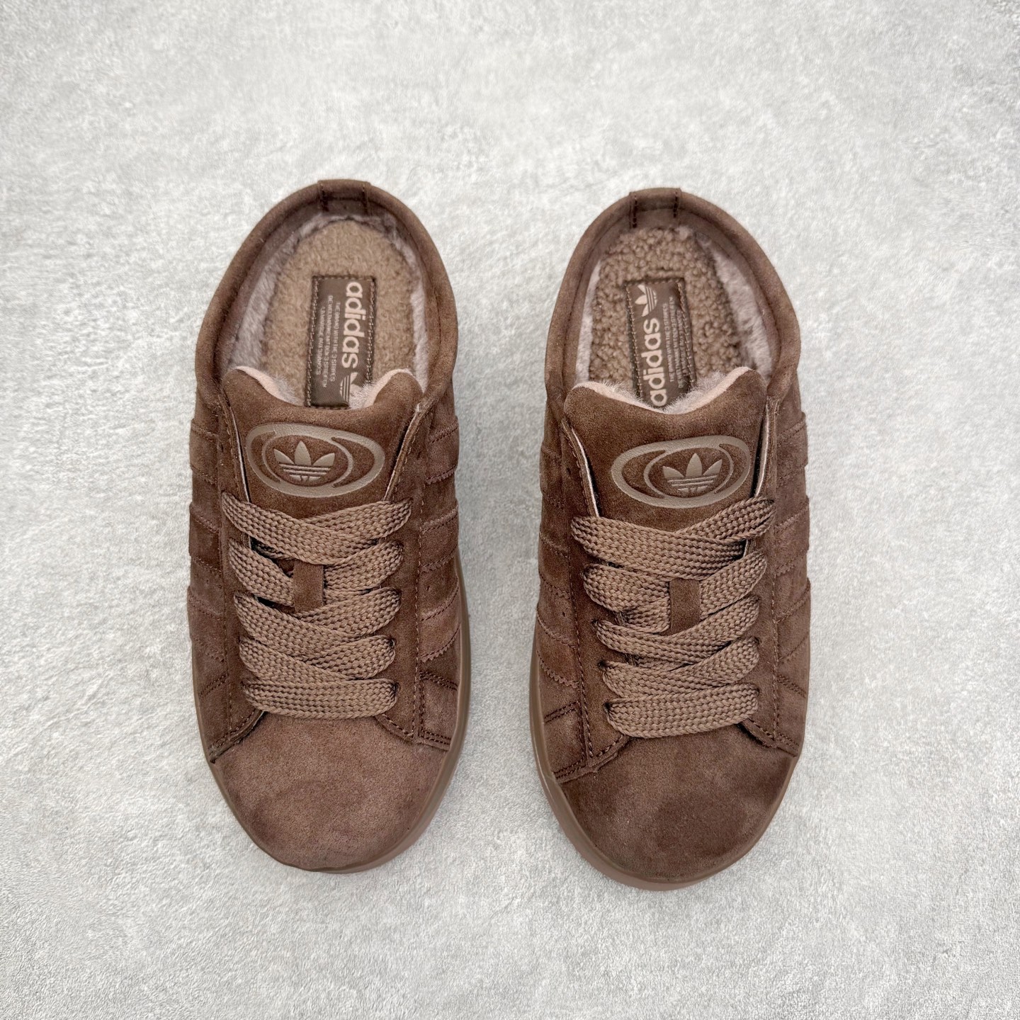 图片[2]-AD Originals CAMPUS 00S 面包鞋经典复古舒适包头拖鞋 实拍调校N版已经零色差零失真 百分百还原实物色彩所见即所得 不存在货不对板色差等低级问题 选购参考实物拍摄 不混卖不参货 只用心做好货严格选品 承诺混一赔十 尺码：36 36.5 37.5 38 38.5 39 40 40.5 41 42 42.5 43 44 44.5 45-选品中心