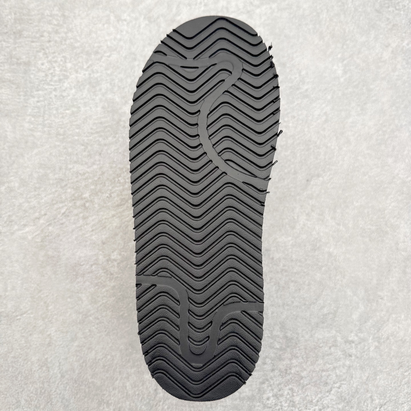 图片[9]-AD Originals CAMPUS 00S 面包鞋经典复古舒适包头拖鞋 实拍调校N版已经零色差零失真 百分百还原实物色彩所见即所得 不存在货不对板色差等低级问题 选购参考实物拍摄 不混卖不参货 只用心做好货严格选品 承诺混一赔十 尺码：36 36.5 37.5 38 38.5 39 40 40.5 41 42 42.5 43 44 44.5 45-选品中心