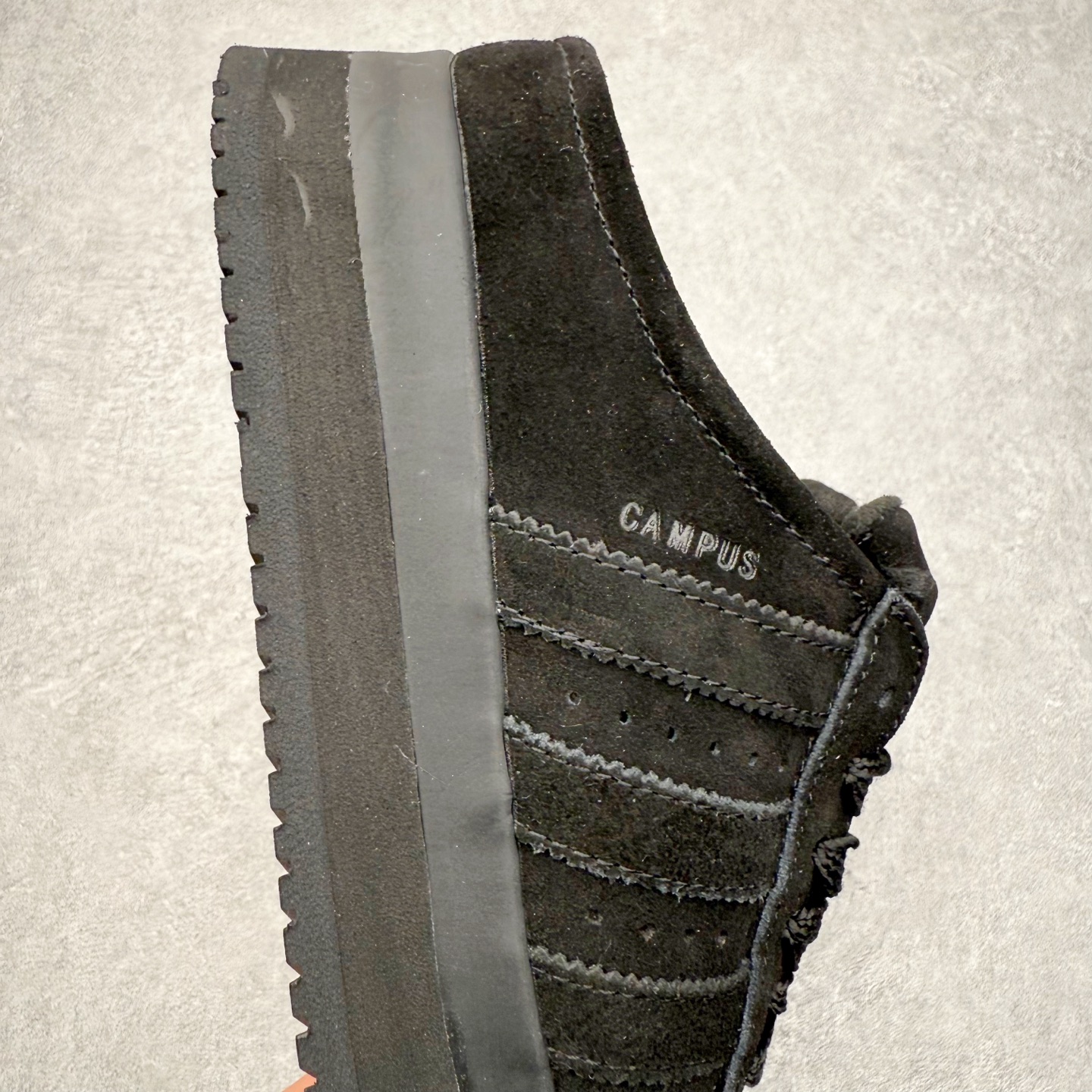 图片[6]-AD Originals CAMPUS 00S 面包鞋经典复古舒适包头拖鞋 实拍调校N版已经零色差零失真 百分百还原实物色彩所见即所得 不存在货不对板色差等低级问题 选购参考实物拍摄 不混卖不参货 只用心做好货严格选品 承诺混一赔十 尺码：36 36.5 37.5 38 38.5 39 40 40.5 41 42 42.5 43 44 44.5 45-选品中心