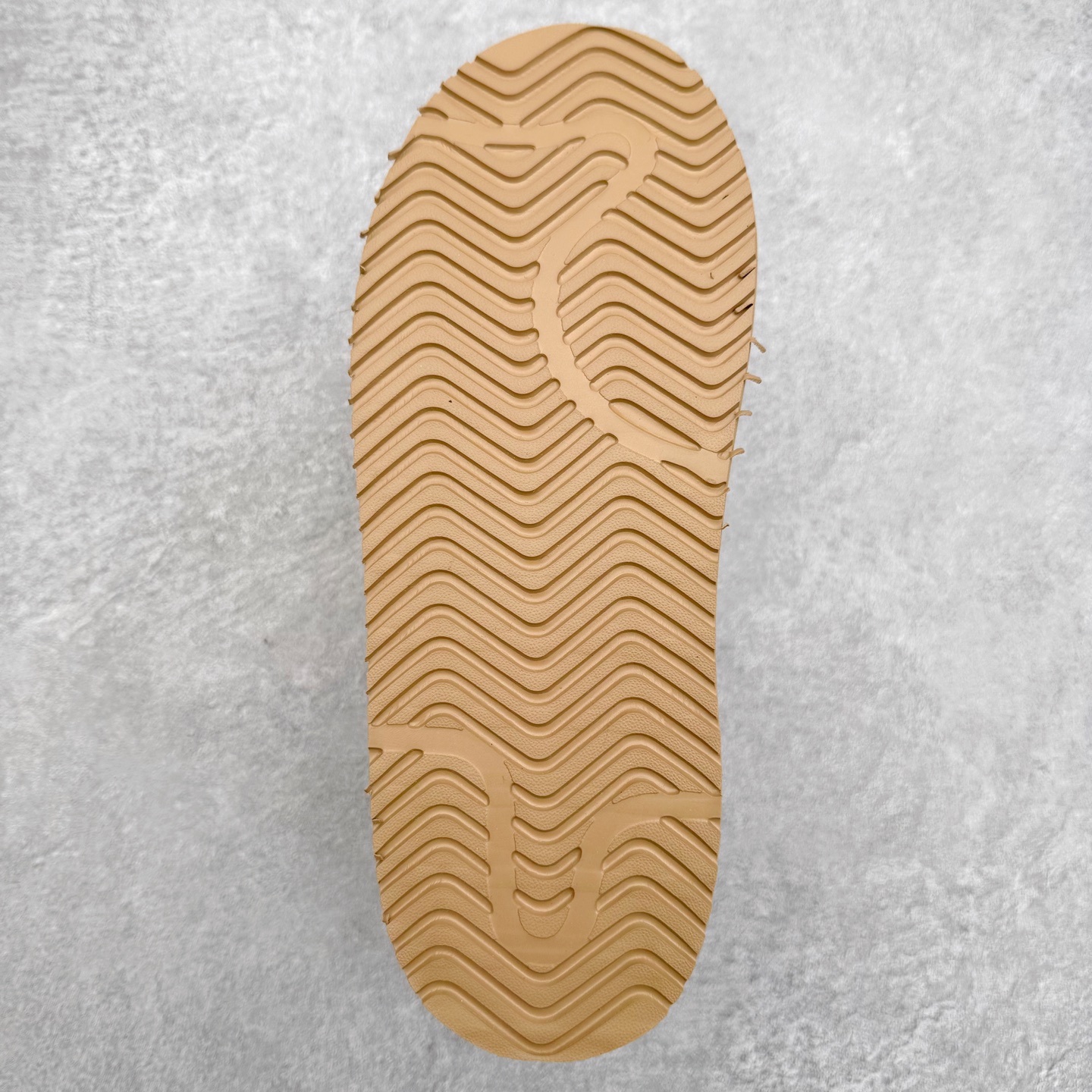 图片[9]-AD Originals CAMPUS 00S 面包鞋经典复古舒适包头拖鞋 实拍调校N版已经零色差零失真 百分百还原实物色彩所见即所得 不存在货不对板色差等低级问题 选购参考实物拍摄 不混卖不参货 只用心做好货严格选品 承诺混一赔十 尺码：36 36.5 37.5 38 38.5 39 40 40.5 41 42 42.5 43 44 44.5 45-选品中心