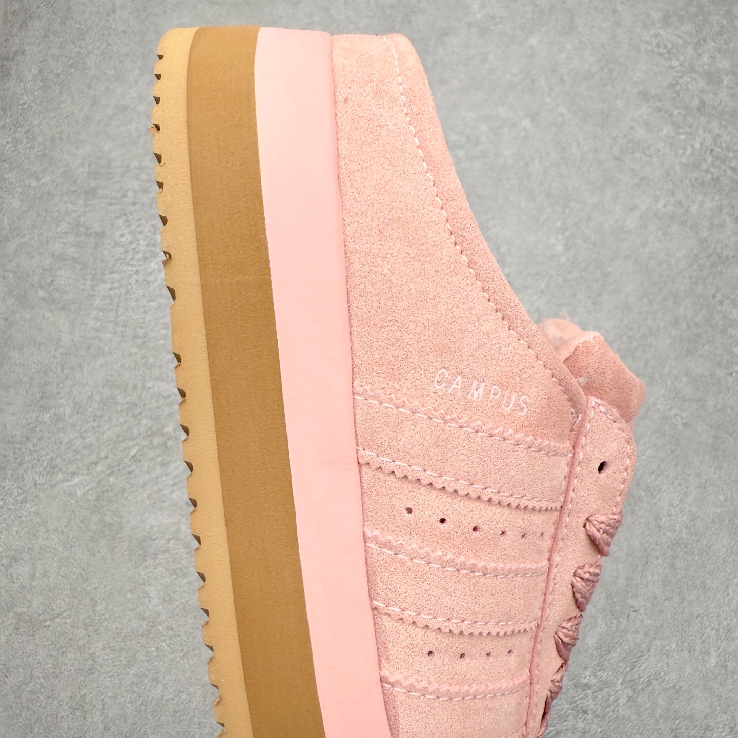 图片[6]-AD Originals CAMPUS 00S 面包鞋经典复古舒适包头拖鞋 实拍调校N版已经零色差零失真 百分百还原实物色彩所见即所得 不存在货不对板色差等低级问题 选购参考实物拍摄 不混卖不参货 只用心做好货严格选品 承诺混一赔十 尺码：36 36.5 37.5 38 38.5 39 40 40.5 41 42 42.5 43 44 44.5 45-选品中心