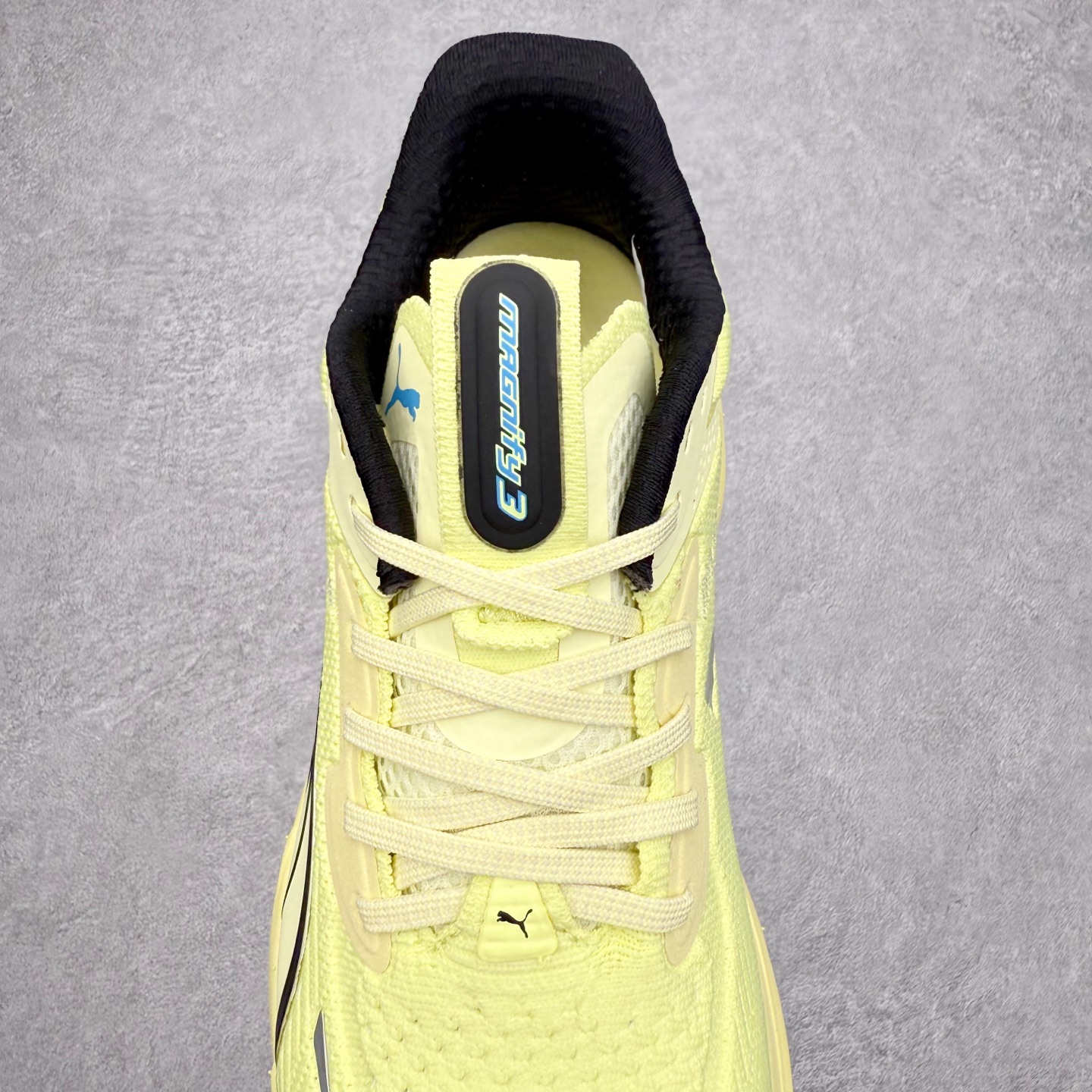 图片[5]-PUMA彪马 Electrify Nitro 4 时尚潮流透气低帮跑步鞋 彪马（Puma）是全球著名的运动品牌，中文作彪马，意为美洲狮，由创始人鲁道夫•达斯勒（Rudolf Dassler）于1948年在德国建立了这个品牌，数十年来PUMA一直在运动界位居要角，近几年来更成功的结合运动、休闲，时尚为一体，跃升为年轻人最爱品牌之一。实拍调校N版已经零色差零失真 百分百还原实物色彩所见即所得 不存在货不对板色差等低级问题 选购参考实物拍摄 不混卖不参货 只用心做好货严格选品 承诺混一赔十 尺码：36 36.5 37.5 38 38.5 39 40 40.5 41 42 42.5 43 44 44.5 45-选品中心