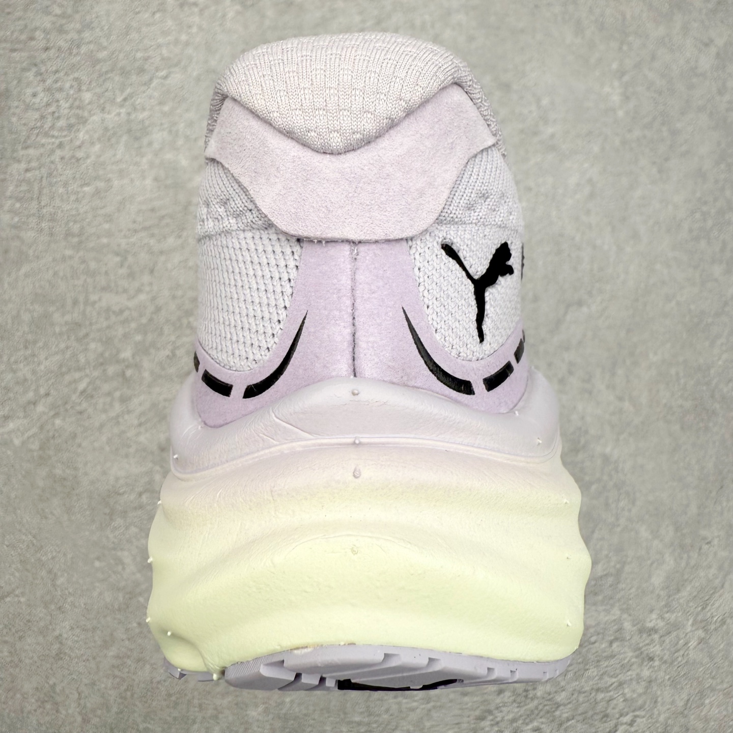 图片[8]-PUMA彪马 Electrify Nitro 4 时尚潮流透气低帮跑步鞋 彪马（Puma）是全球著名的运动品牌，中文作彪马，意为美洲狮，由创始人鲁道夫•达斯勒（Rudolf Dassler）于1948年在德国建立了这个品牌，数十年来PUMA一直在运动界位居要角，近几年来更成功的结合运动、休闲，时尚为一体，跃升为年轻人最爱品牌之一。实拍调校N版已经零色差零失真 百分百还原实物色彩所见即所得 不存在货不对板色差等低级问题 选购参考实物拍摄 不混卖不参货 只用心做好货严格选品 承诺混一赔十 尺码：36 36.5 37.5 38 38.5 39 40 40.5 41 42 42.5 43 44 44.5 45-选品中心