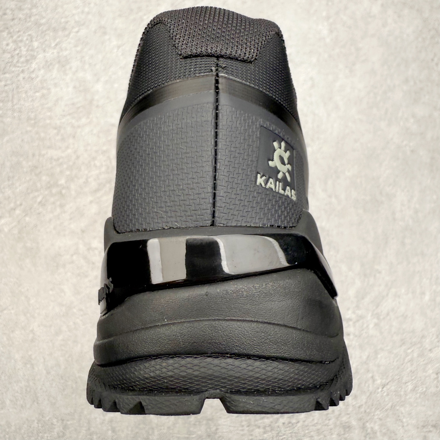 图片[8]-＃K版 KAILAS 凯乐石 界山户外运动舒适时尚防滑透气低帮登山徒步鞋 KAILAS凯乐石品牌是全球三大全系攀登品牌之一，于2003年创立于中国广州，致力于为有攀登梦想的户外运动员及爱好者，研发制造功能性专业装备，满足他们在极限环境下安全舒适的需求，凯乐石专注于科技面料的开发及专业功能设计，产品线覆盖登山、攀岩、徒步、越野跑山、露营、旅行等多项户外运动，通过运动员的测试反馈，不断进化迭代，产品荣获国内外大奖71座，发明专利21个，更突破性的自主研发攀登器械，打造出中国的攀登硬实力。实拍调校N版已经零色差零失真 百分百还原实物色彩所见即所得 不存在货不对板色差等低级问题 选购参考实物拍摄 不混卖不参货 只用心做好货严格选品 承诺混一赔十 尺码：36 36.5 37.5 38 38.5 39 40 40.5 41 42 42.5 43 44 44.5 45-选品中心