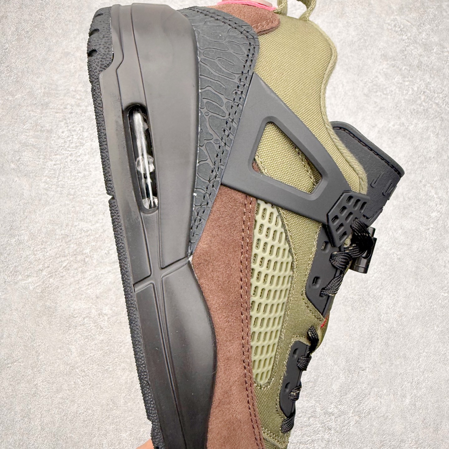 图片[6]-Jordan Spizike Low AJ复古低帮篮球鞋 IH1782-200 这款鞋子著名导演斯派克李的Jordan Spizike专属 预计于明年夏季推出全新低帮版本 将包括三款配色 经典爆裂纹非常复古 两款配色分别以大学红和黑曜石蓝进行区分 鞋身设计中依旧带有大象爆裂纹、鞋侧束带、塑胶网布等经典元素 之后 在鞋舌、内衬以及鞋底等位置缀以大学红和黑曜石蓝搭配 带来全新造型 尺码：36 36.5 37.5 38 38.5 39 40 40.5 41 42 42.5 43 44 44.5 45 46-选品中心