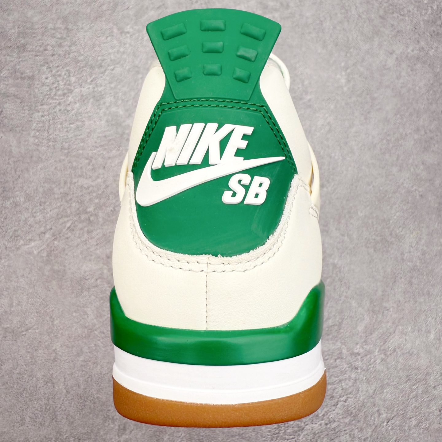 图片[8]-＃Y3纯原福利 AJ3 AJ4 AJ5 AJ11 系列 纯原口碑大厂出品 之前5XX版本 全系列原楦原纸板开发 原厂皮料加持 原厂定型 后跟完美效果 到手可放心比对发售原鞋 上脚百分百充当正品驾驭 真正原装公司级完美鞋型 一切细节实拍所见所得 纸板中底 钢印 完美版型 尺码对应库存明细‼️-选品中心