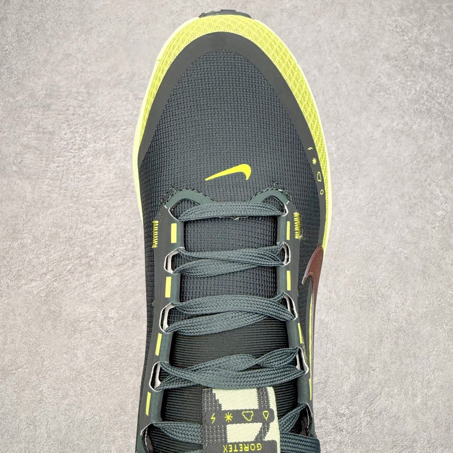 图片[4]-NK Vomero 18 GTX 时尚舒适 网布防滑耐磨 低帮跑步鞋 实拍调校N版已经零色差零失真 百分百还原实物色彩所见即所得 不存在货不对板色差等低级问题 选购参考实物拍摄 不混卖不参货 只用心做好货严格选品 承诺混一赔十 尺码：36 36.5 37.5 38 38.5 39 40 40.5 41 42 42.5 43 44 44.5 45-选品中心