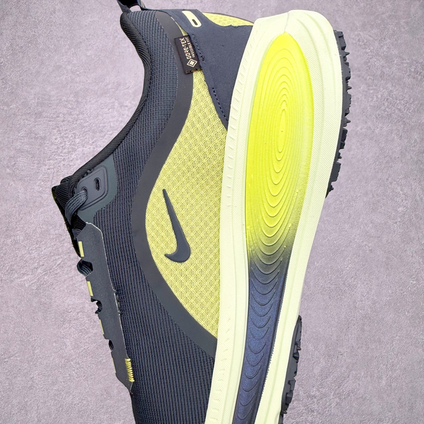 图片[7]-NK Vomero 18 GTX 时尚舒适 网布防滑耐磨 低帮跑步鞋 实拍调校N版已经零色差零失真 百分百还原实物色彩所见即所得 不存在货不对板色差等低级问题 选购参考实物拍摄 不混卖不参货 只用心做好货严格选品 承诺混一赔十 尺码：36 36.5 37.5 38 38.5 39 40 40.5 41 42 42.5 43 44 44.5 45-选品中心