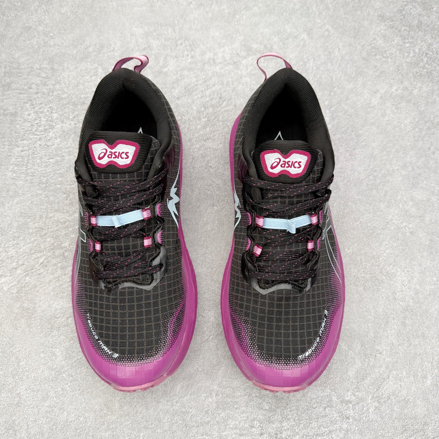 图片[2]-Asics GEL-TRABUCO 13 GTX 亚瑟士舒适百搭轻便透气减震低帮跑步鞋 ASICS（亚瑟士）是日本实业家鬼冢喜八郎创立的跑鞋运动品牌，名字想法源自著名的拉丁谚语“AnimaSana In Corpore Sano”，意为“健全的精神寓于强健的体魄”。正如其名字的含义，ASICS亚瑟士一直坚信保持身体的健康与活力是打造健康快乐的生活方式的最佳途径。亚瑟士的跑鞋、篮球鞋等系列集专业与美貌于一身，拥有极高的热度。2016年，ASICS在“2016年日本最佳全球品牌”排行榜名列第17名。尺码：36 37 37.5 38 39 39.5 40 40.5 41.5 42 42.5 43.5 44 45-选品中心